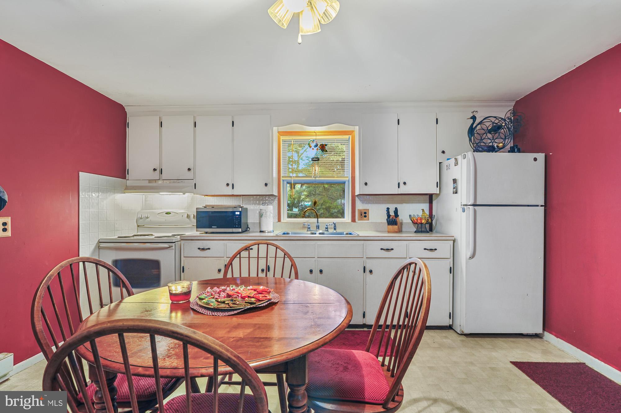 232 Cherry Dr
