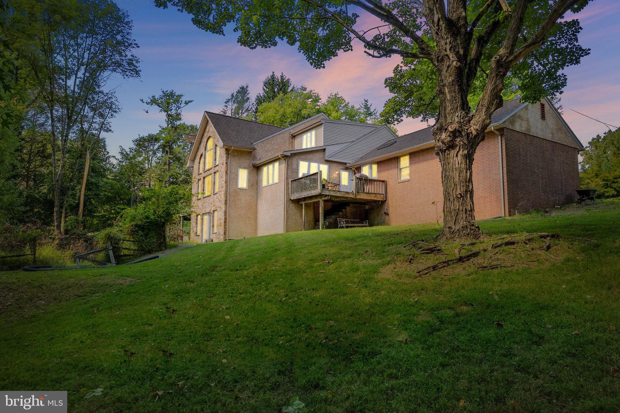9 Walnut Ridge Rd