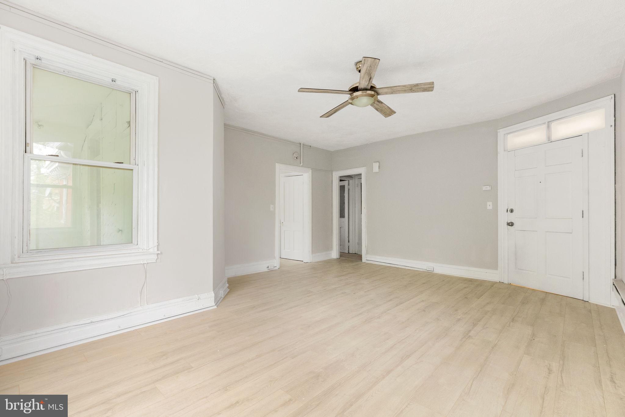 901 N Franklin St #2