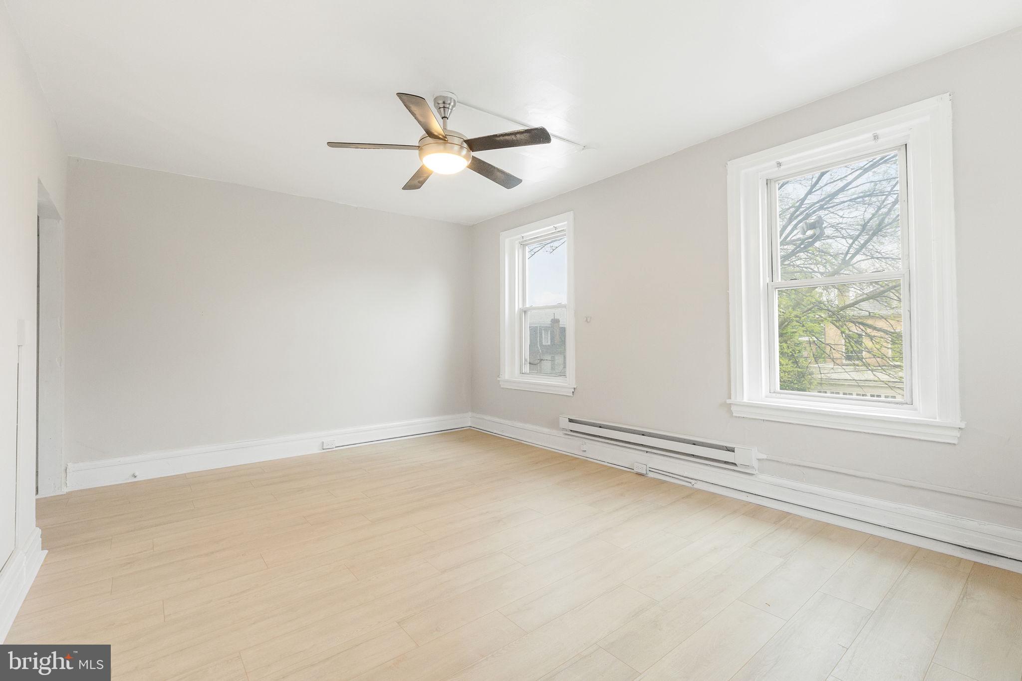 901 N Franklin St #2