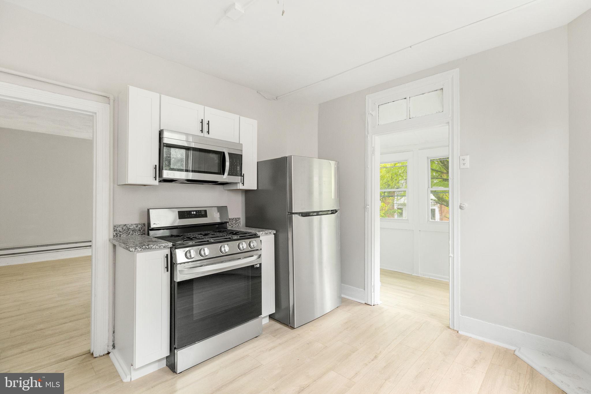 901 N Franklin St #2