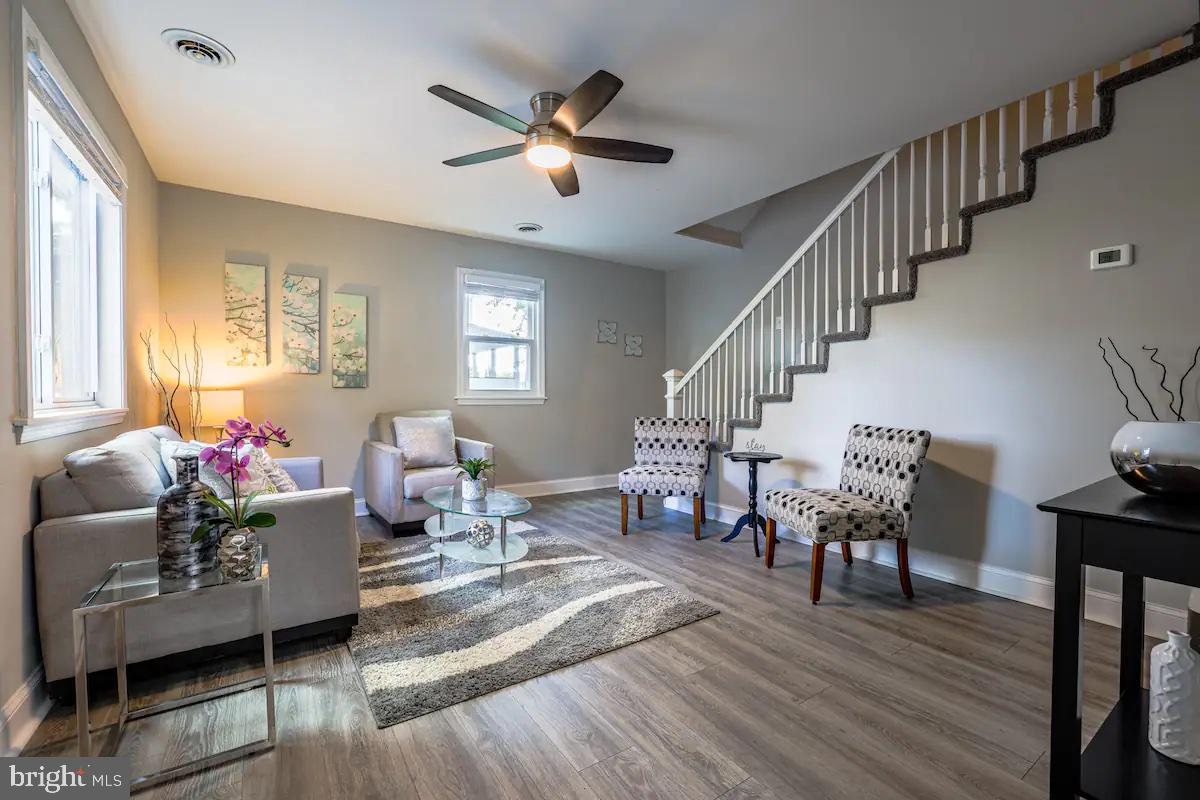 207 Boxwood Rd