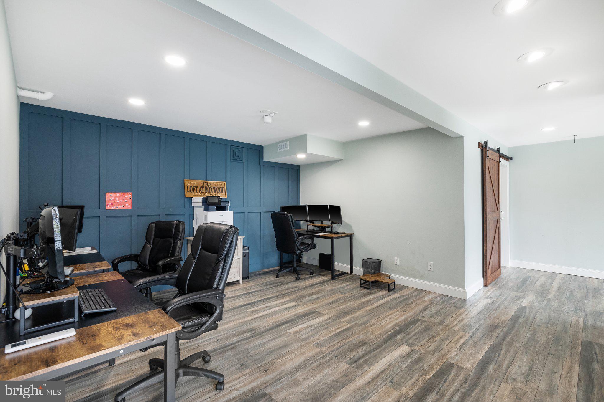207 Boxwood Rd