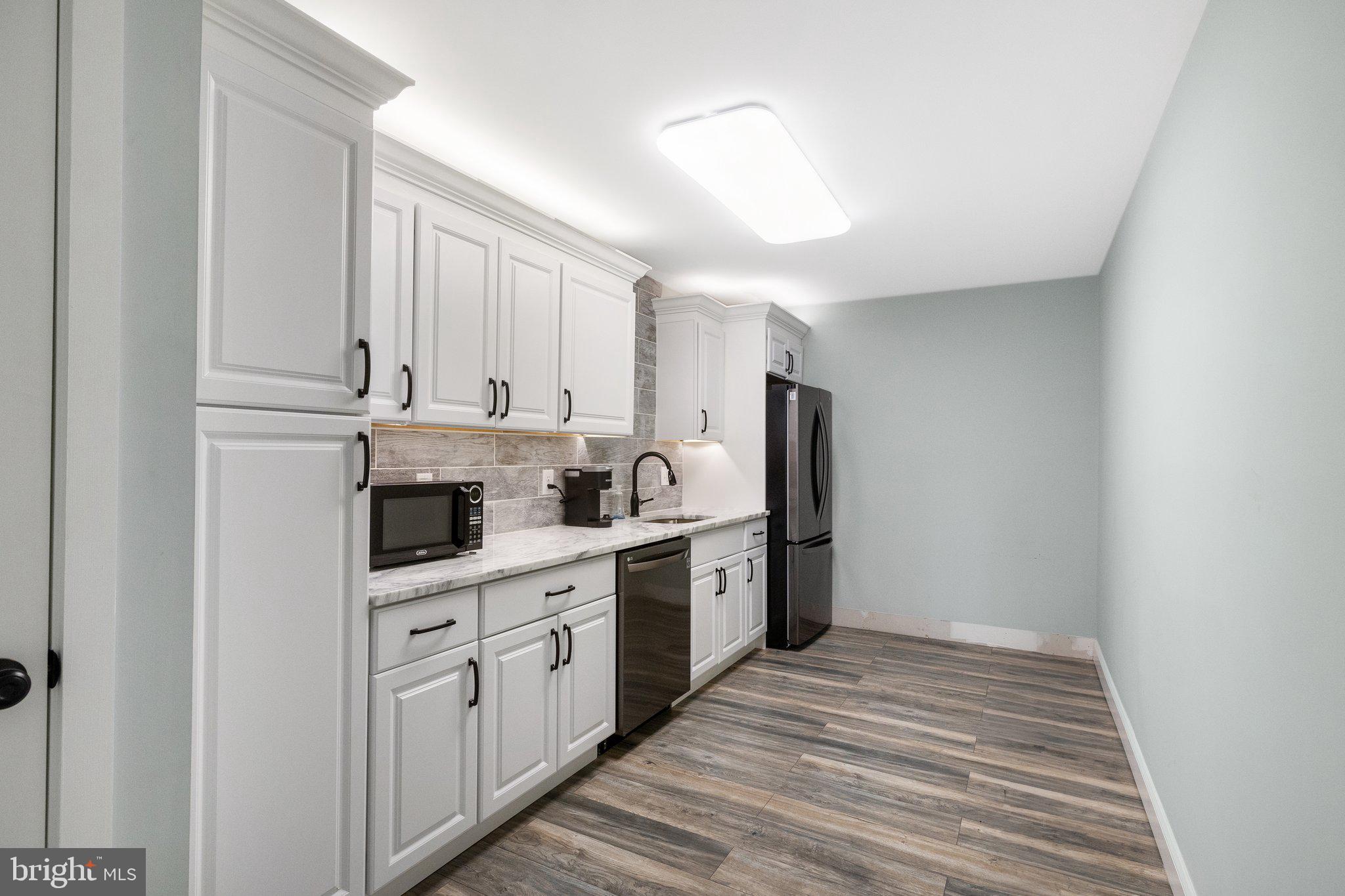 207 Boxwood Rd