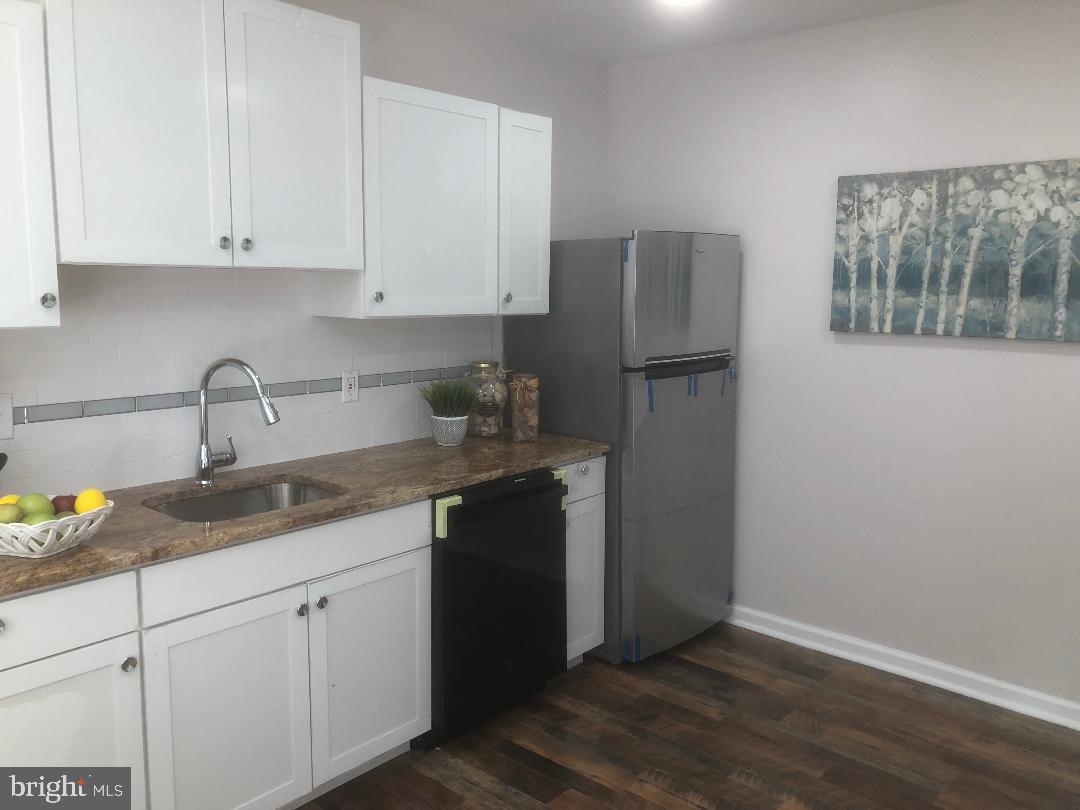 14 Cedar St