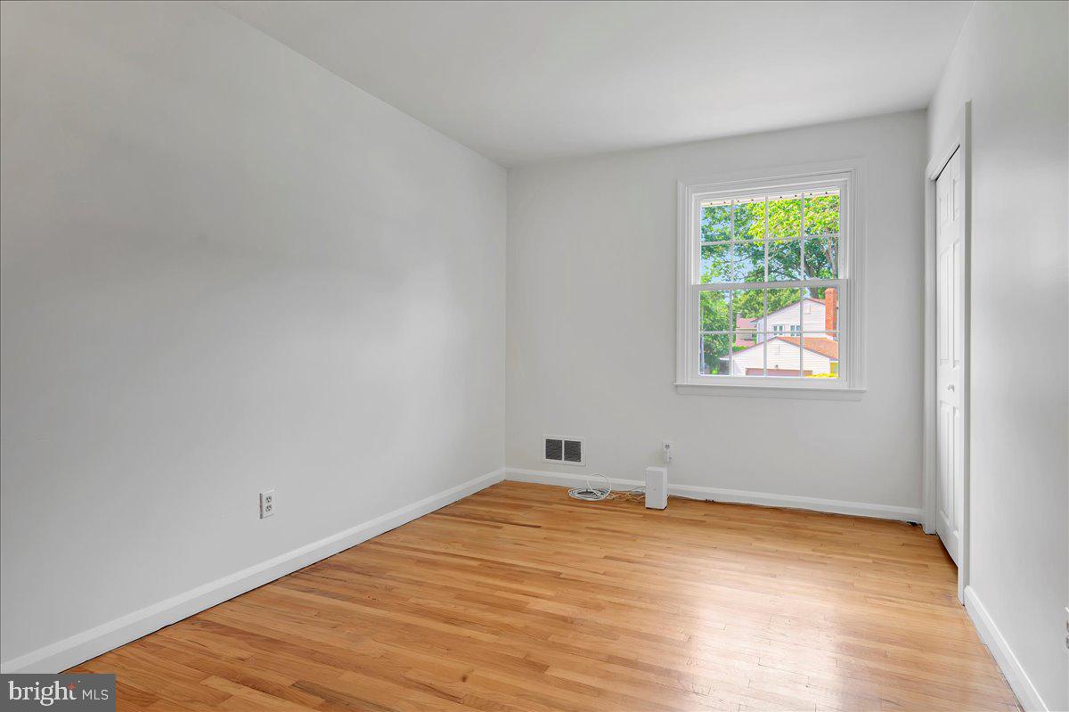1 Lantern Ln