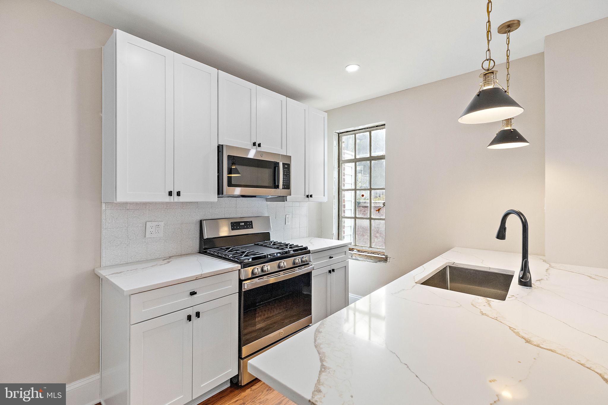 802 McCabe Ave