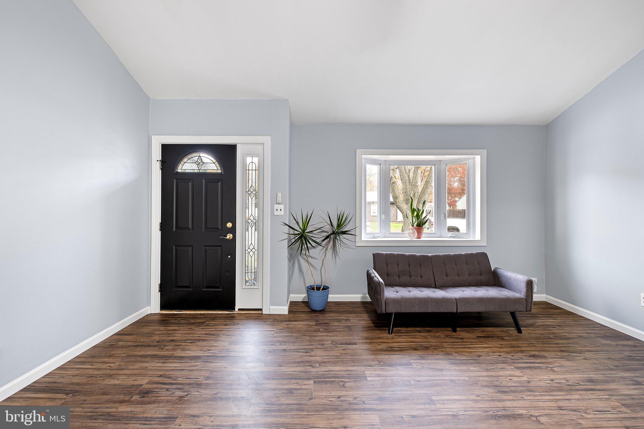 120 Piano Dr