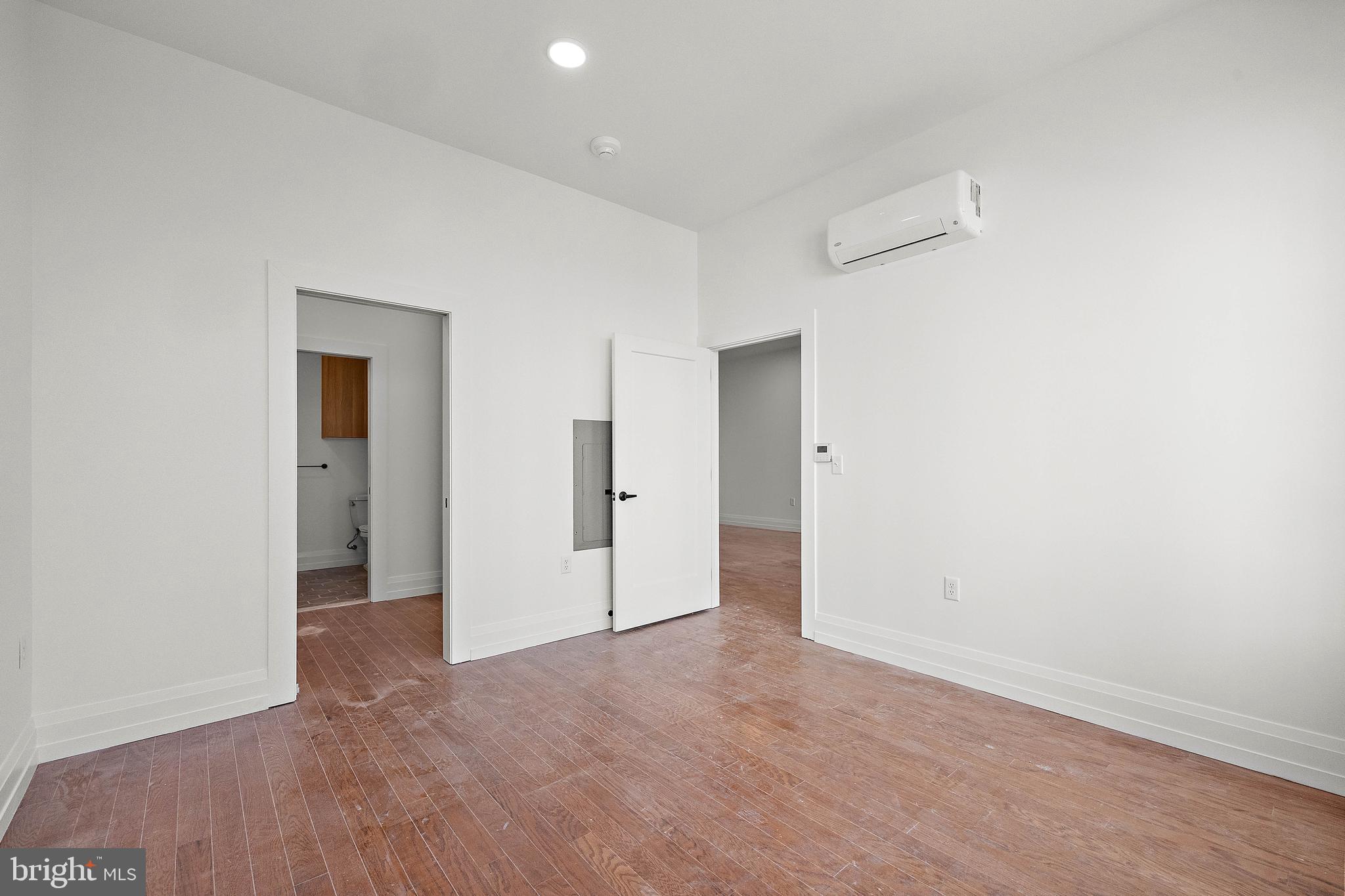 801 N Market St #202