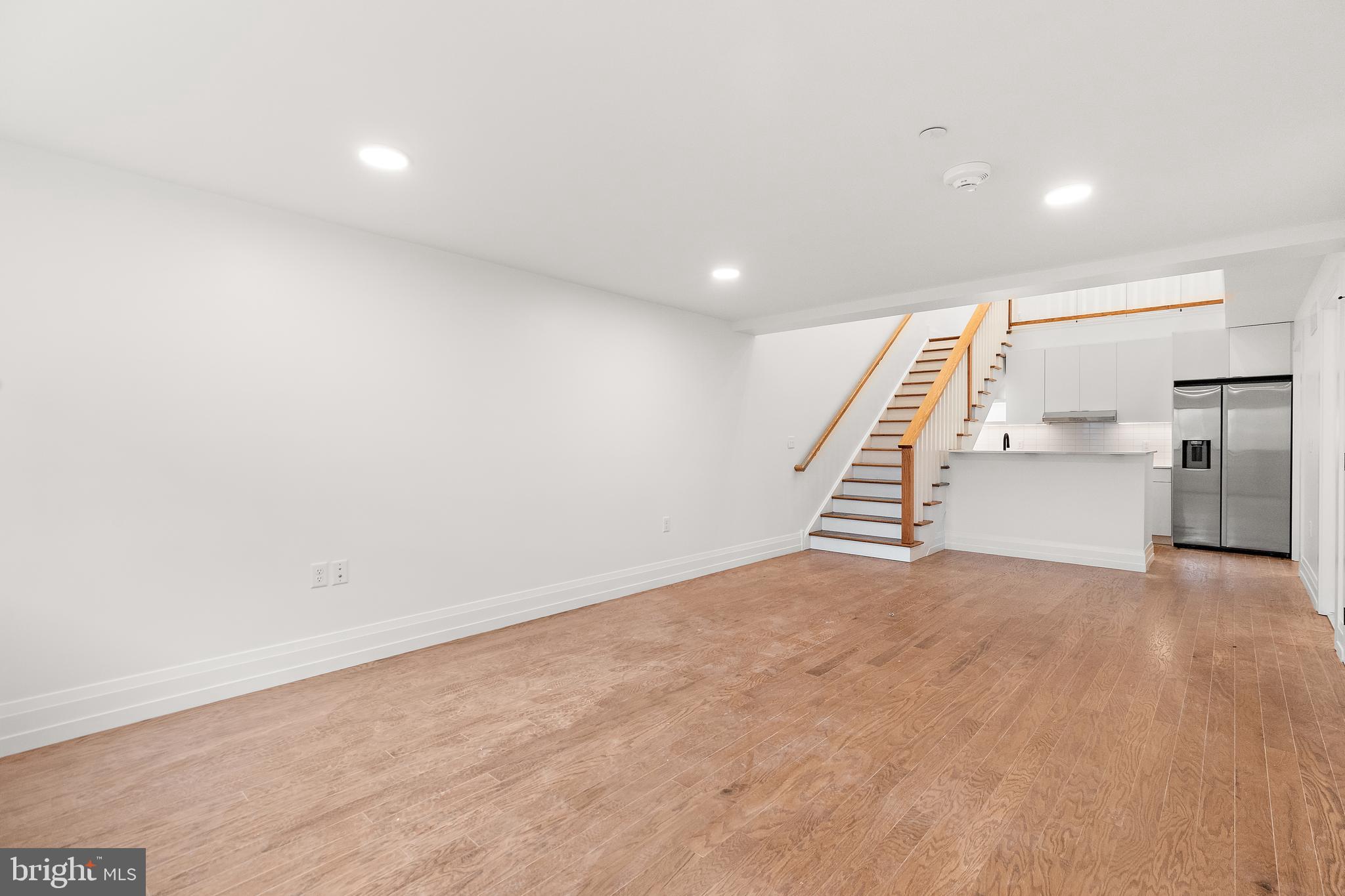 801 N Market St #204