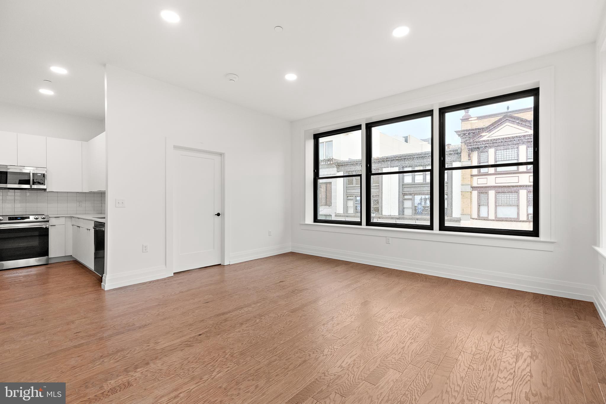 801 N Market St #206