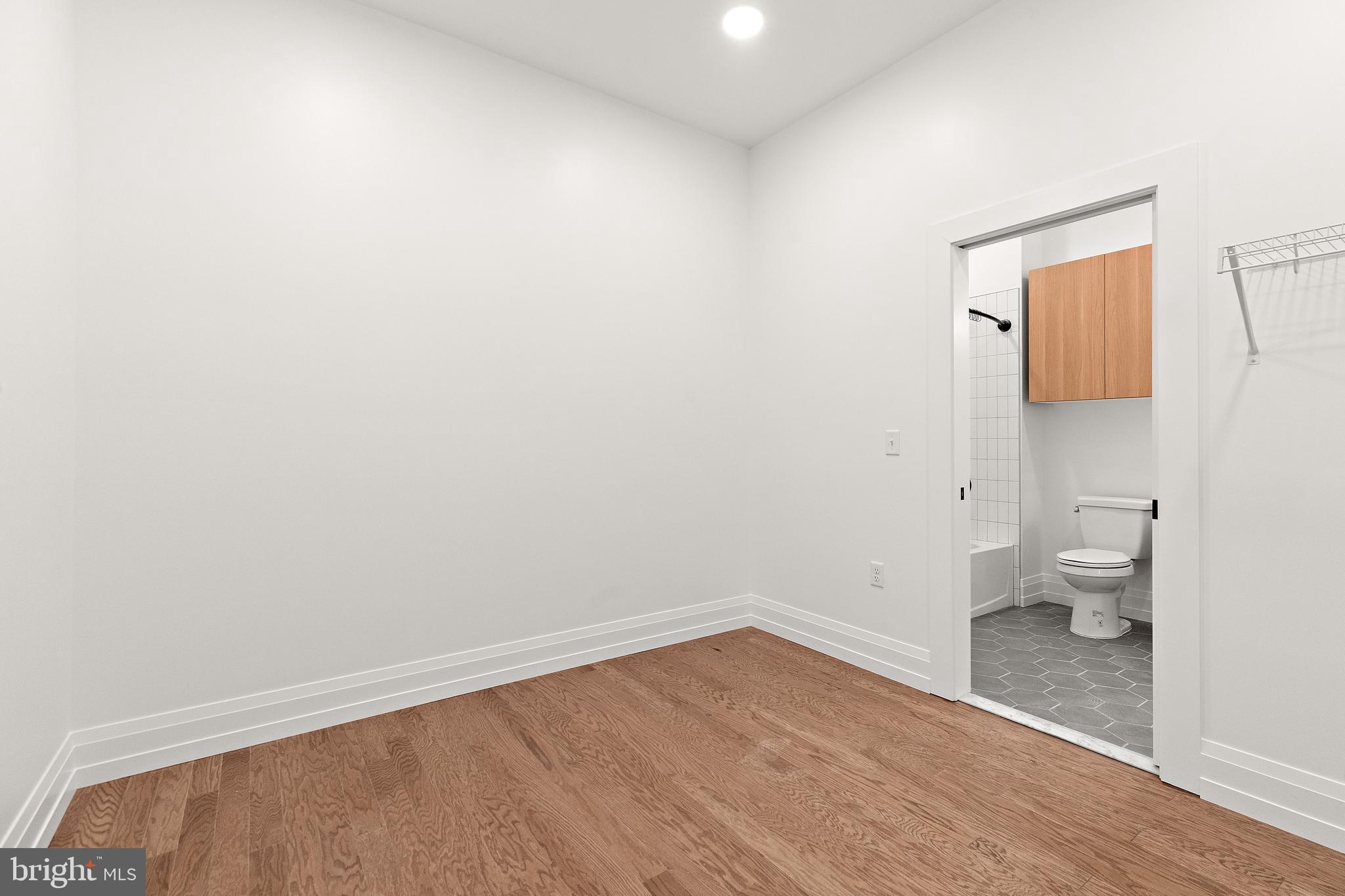 801 N Market St #206