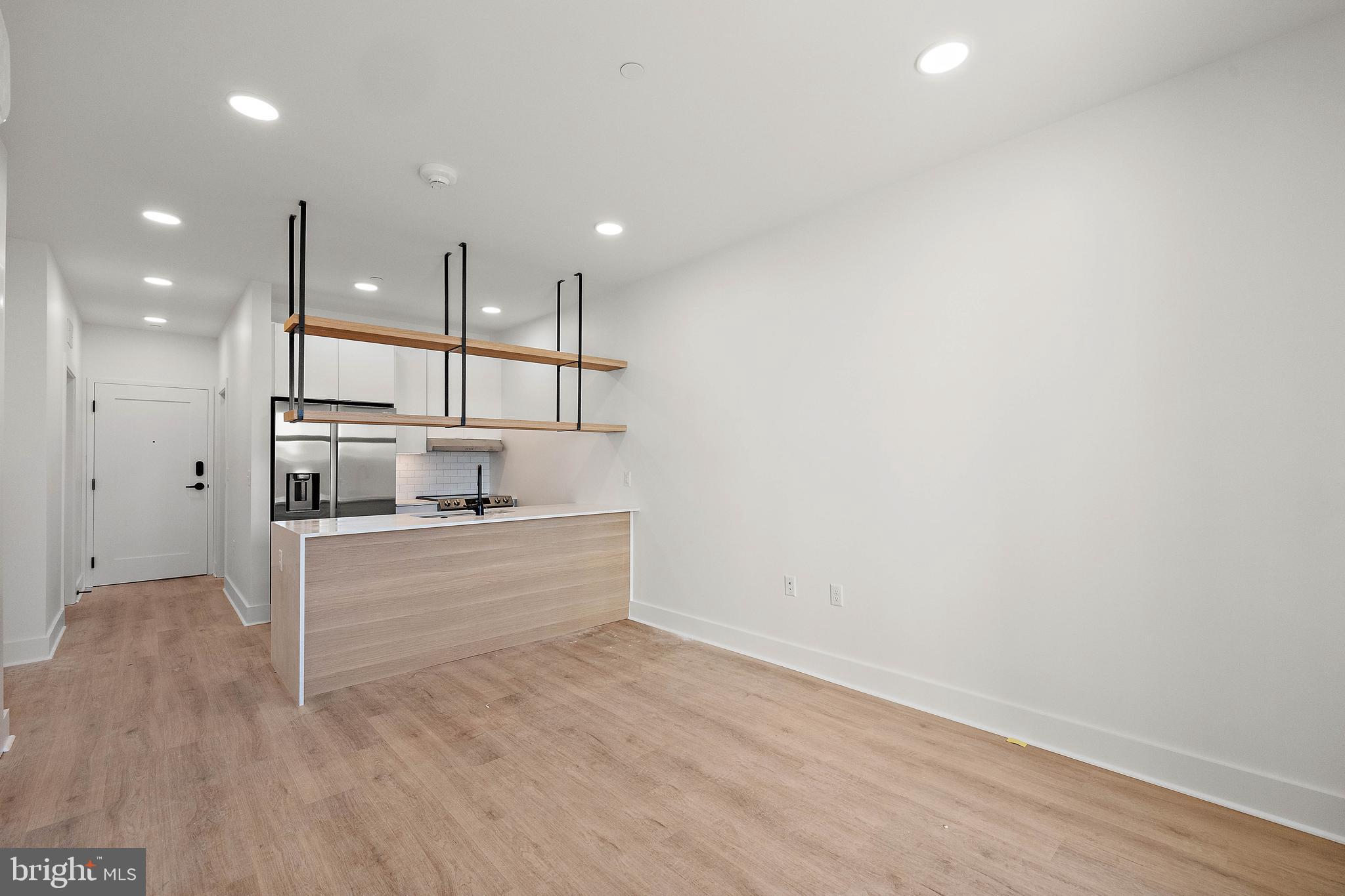 801 N Market St #301