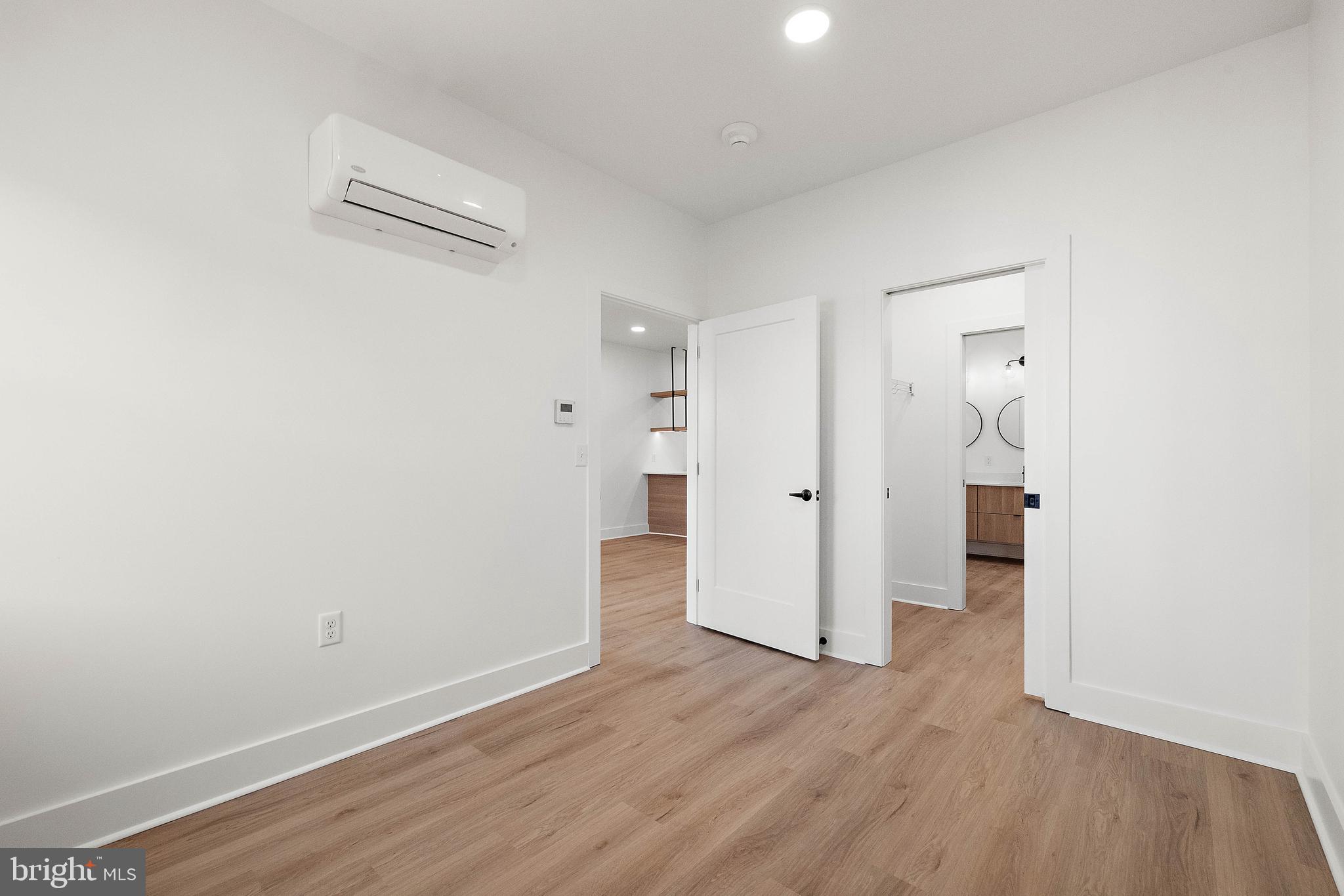 801 N Market St #302