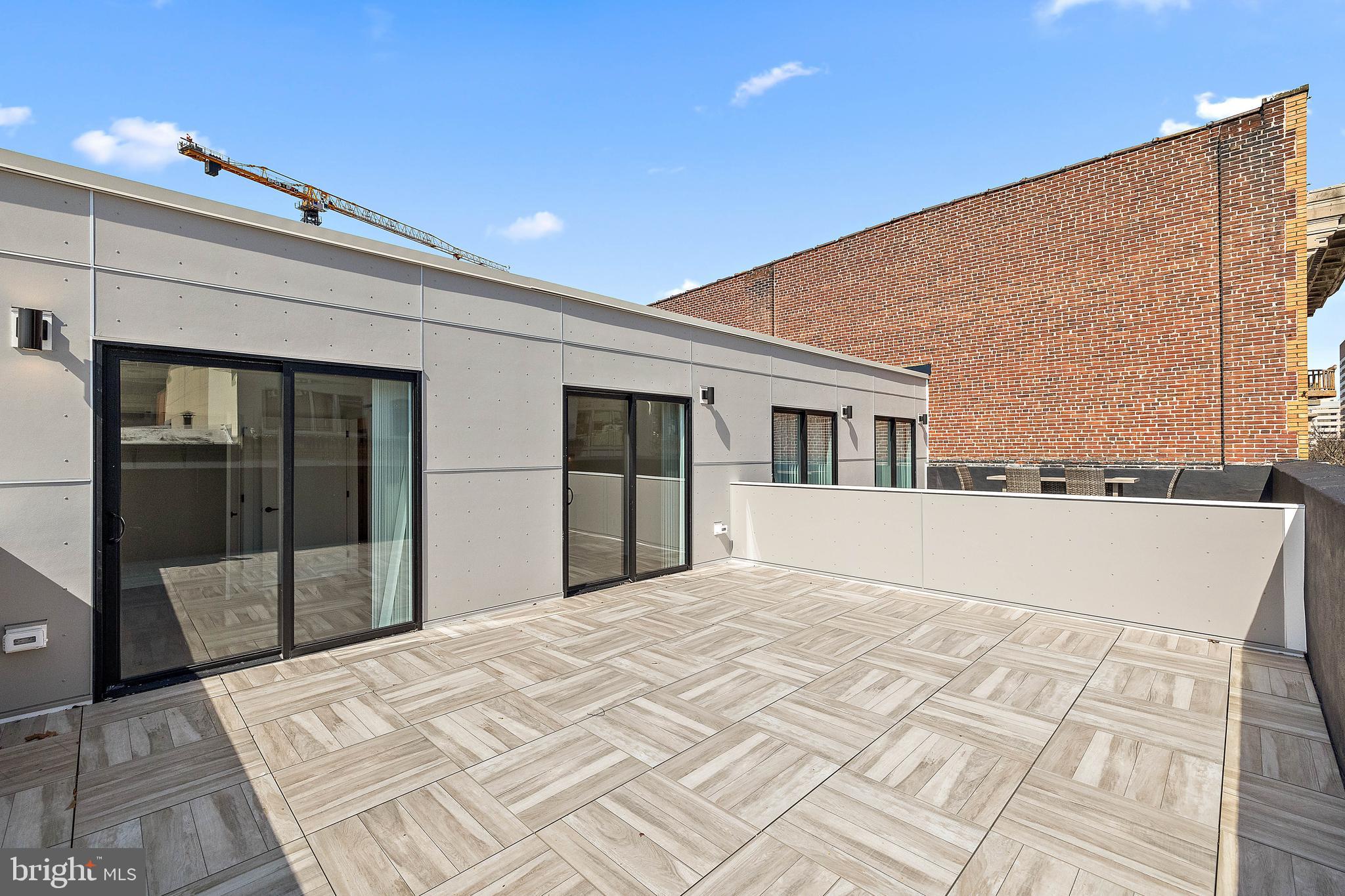 801 N Market St #306