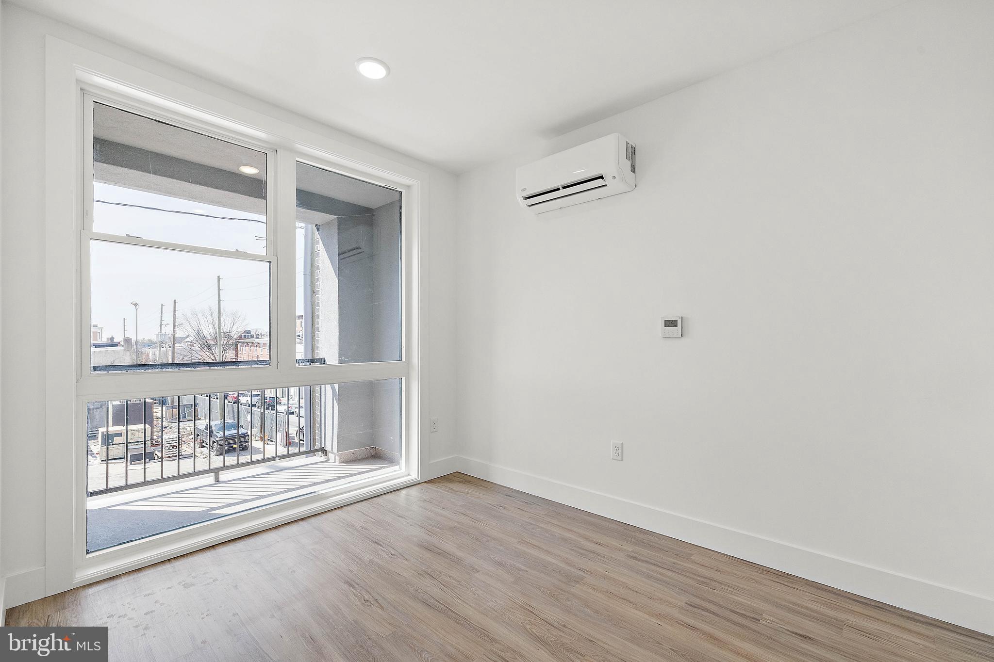 15 W Girard #201