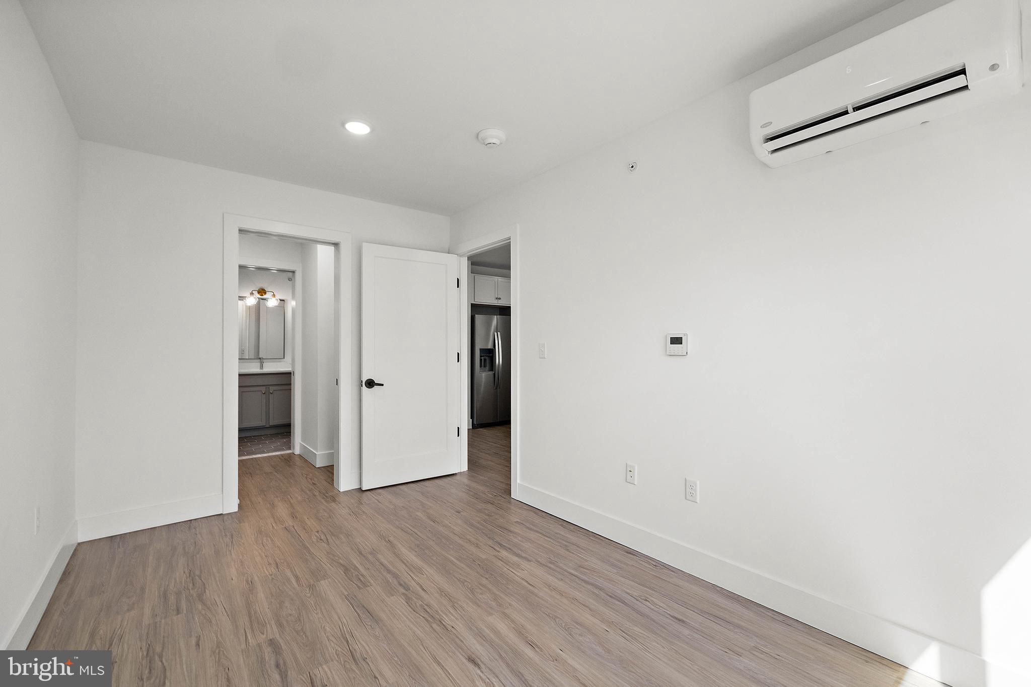 15 W Girard #303