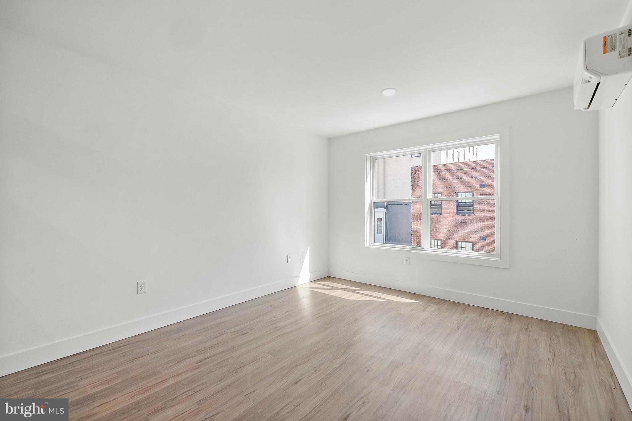 15 W Girard #303