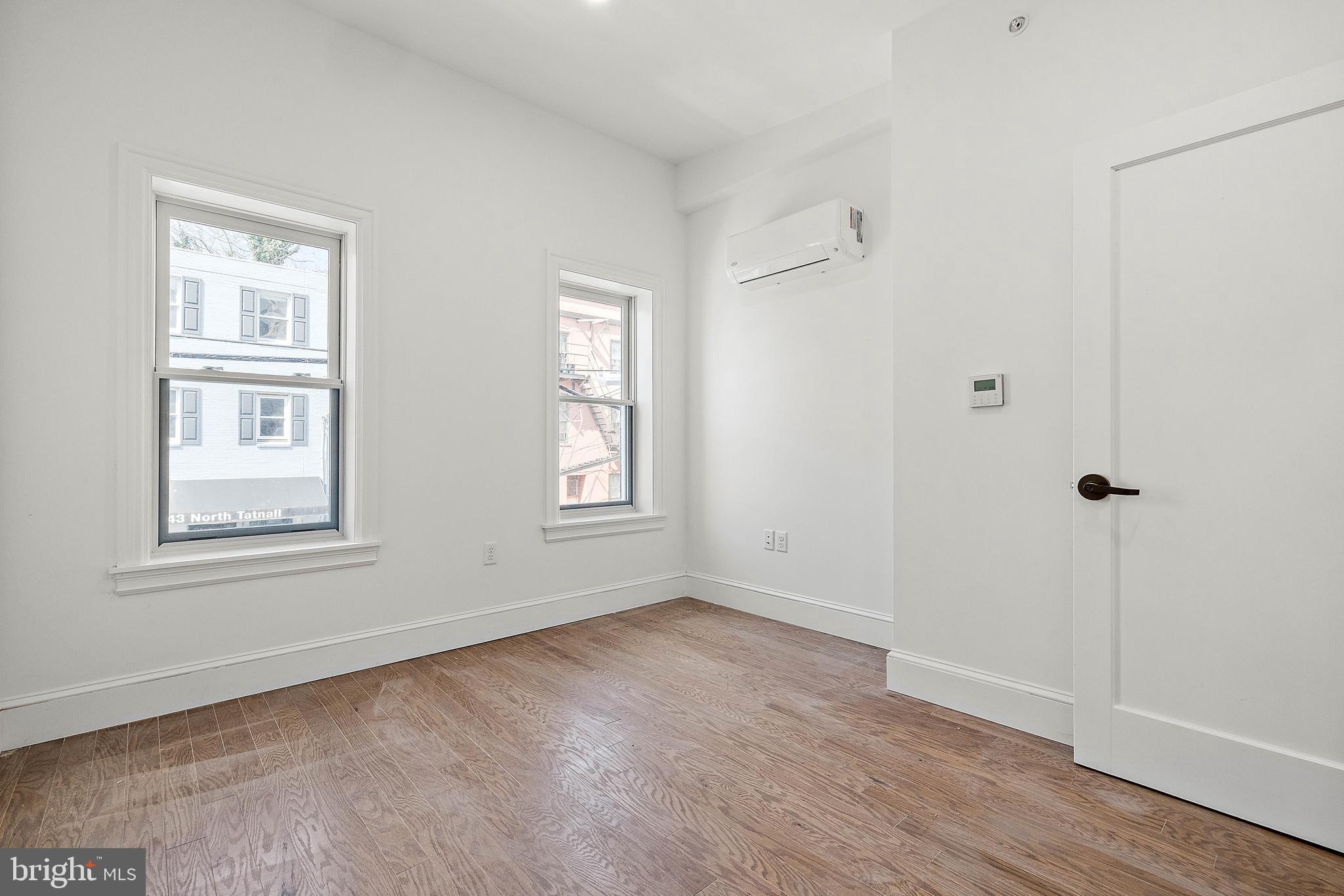 15 W Girard #105