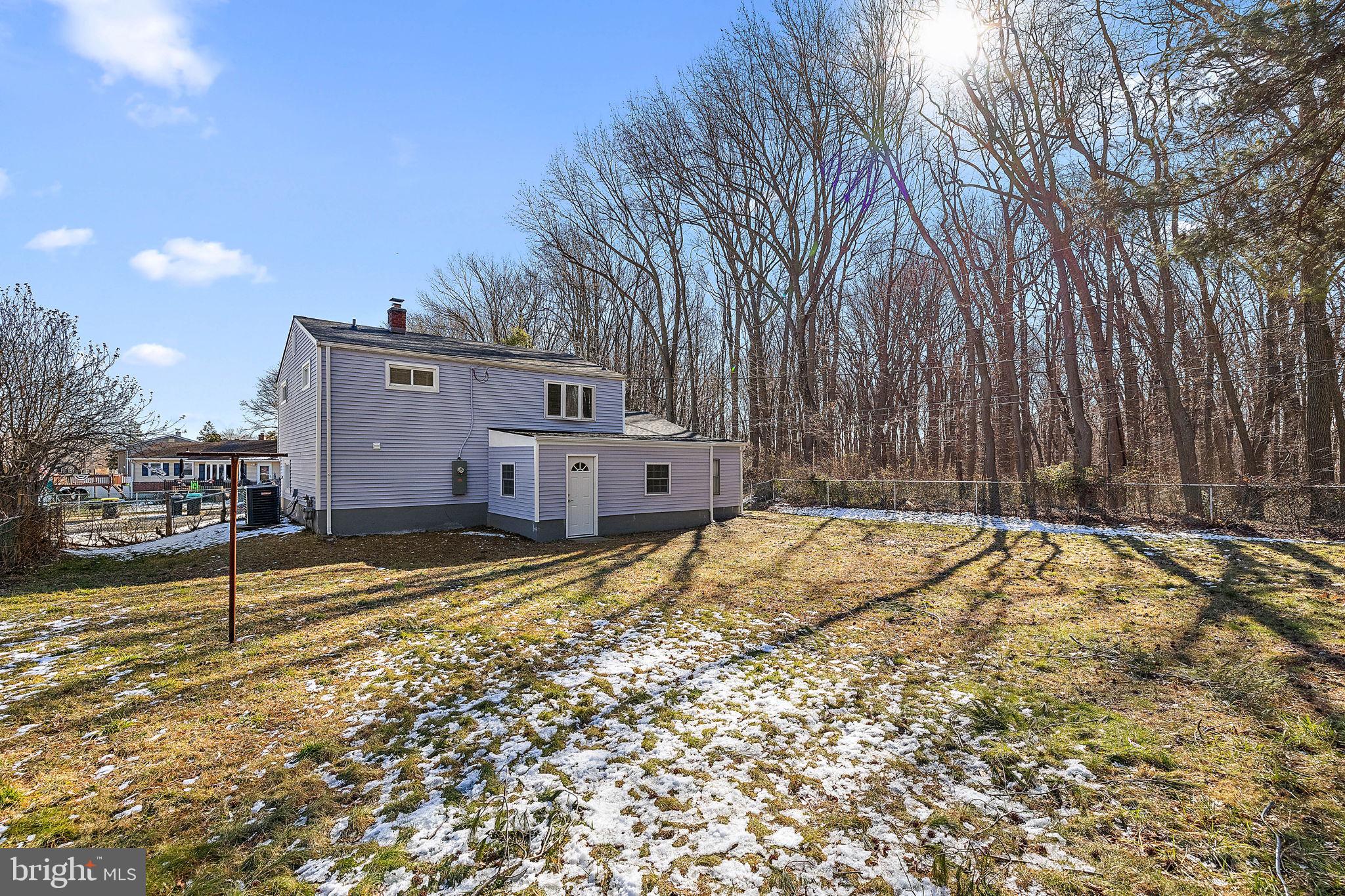 11 Raintree Dr