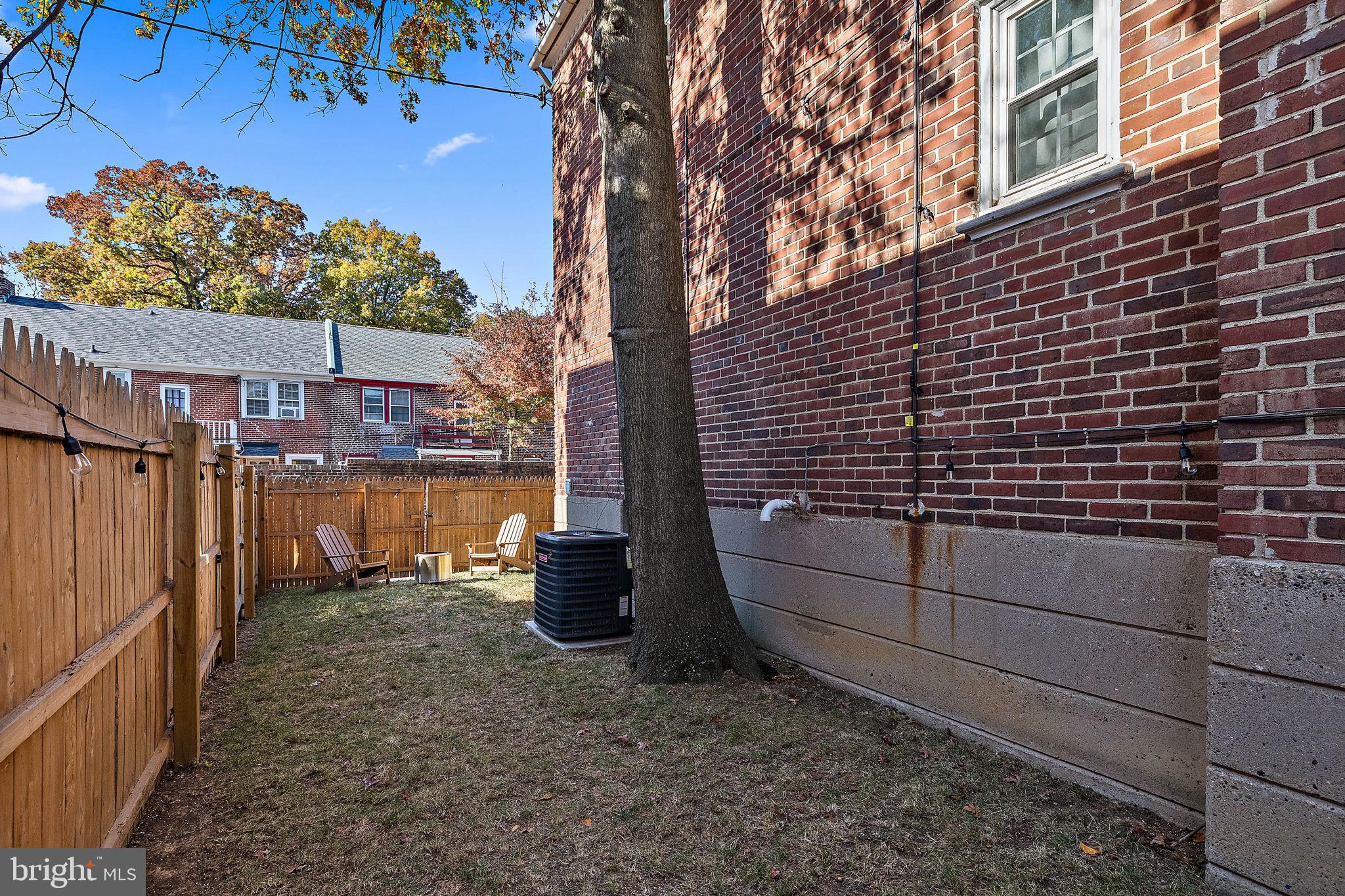 812 W 34th St