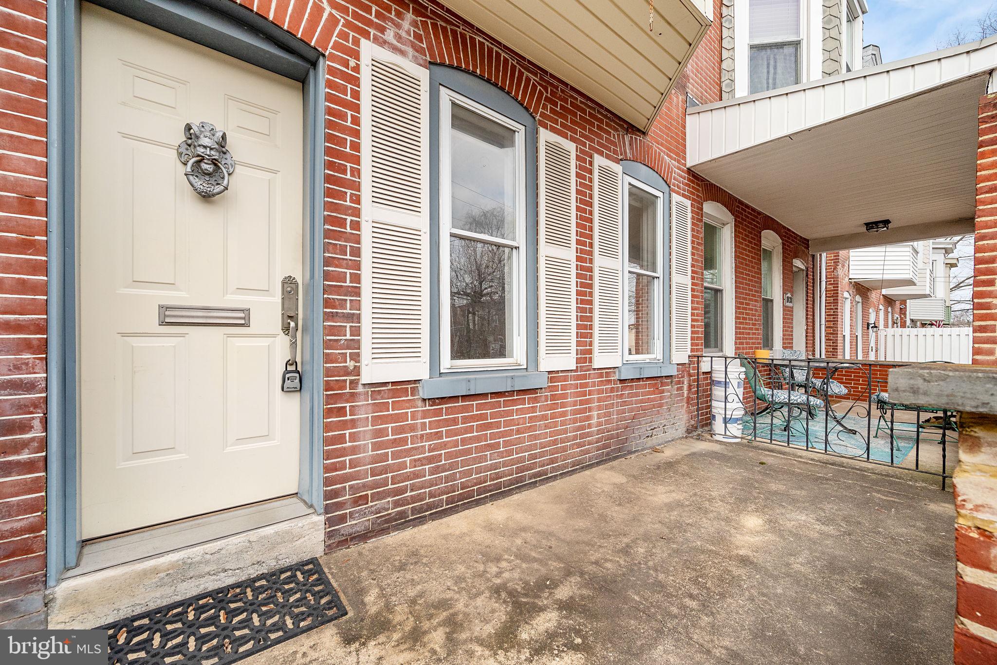 1325 N Dupont St