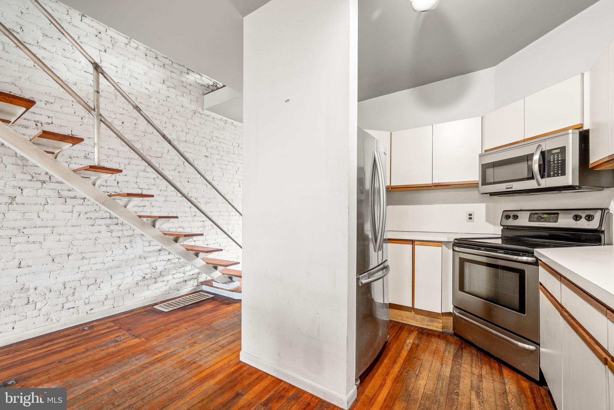 1325 N Dupont St