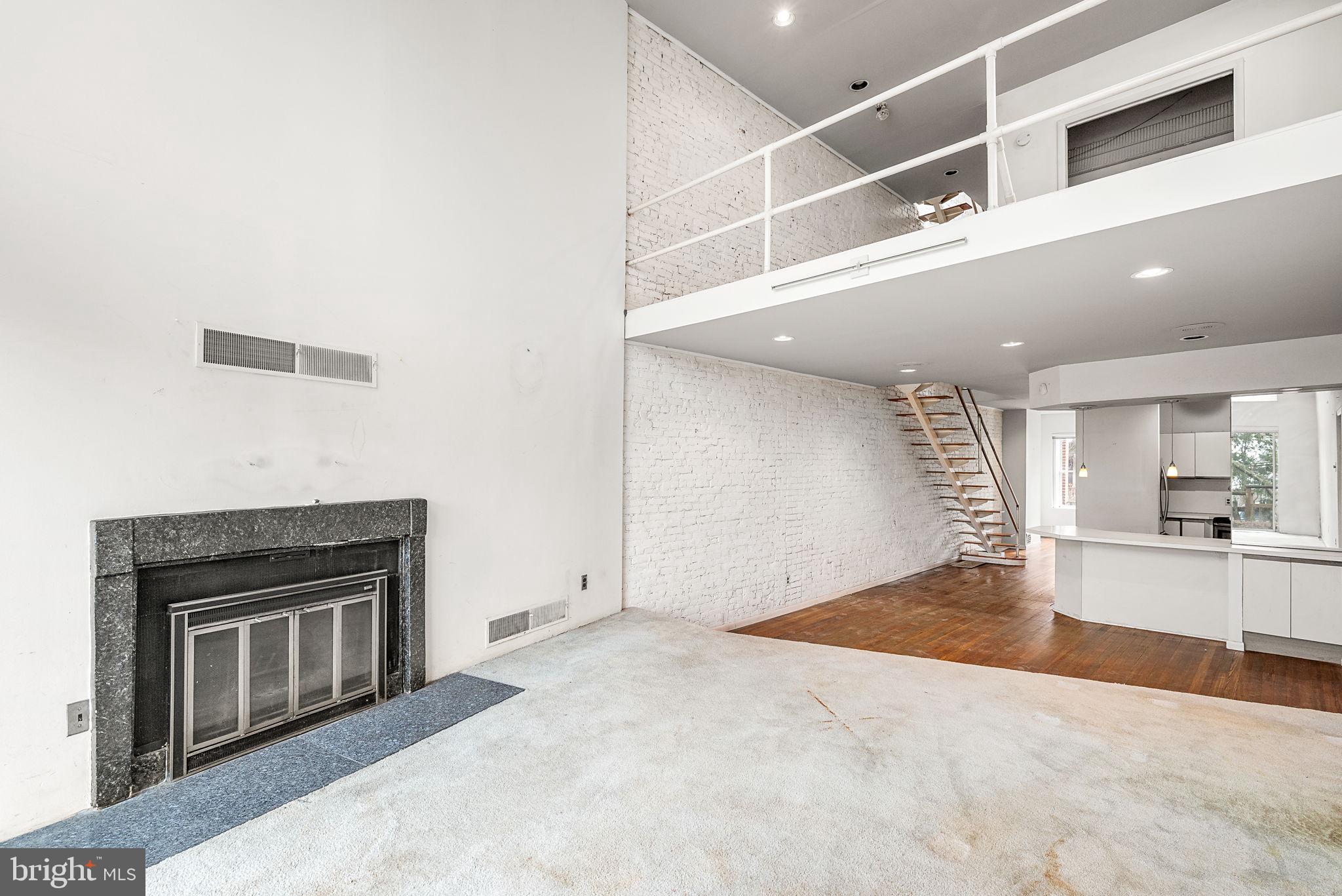 1325 N Dupont St