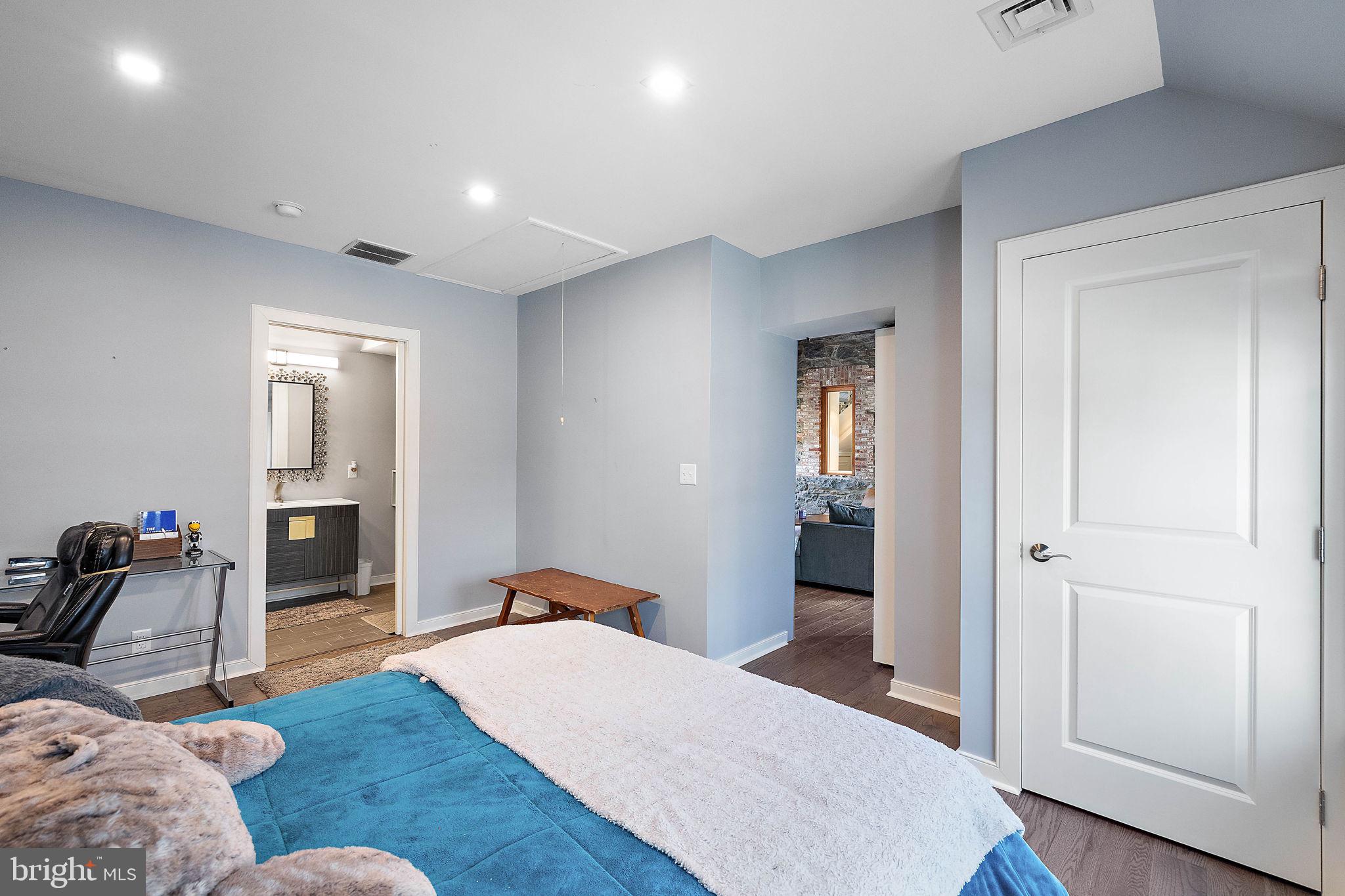 20 S Falls Rd #20