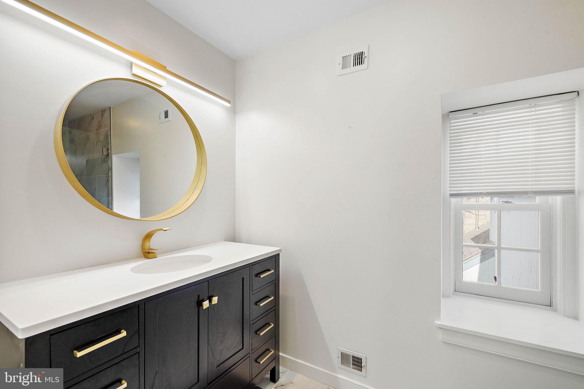 20 S Falls Rd #20
