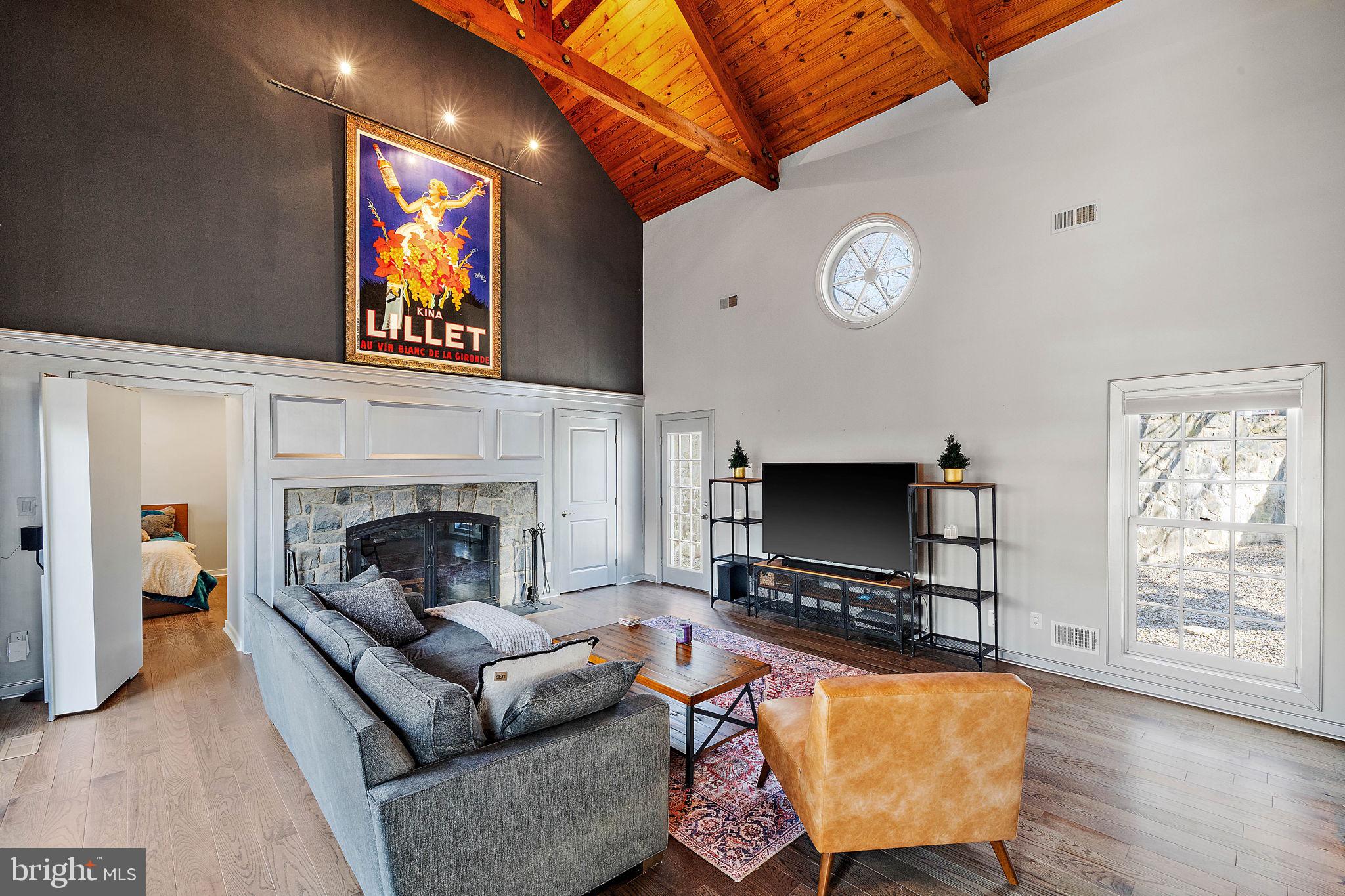 20 S Falls Rd #20