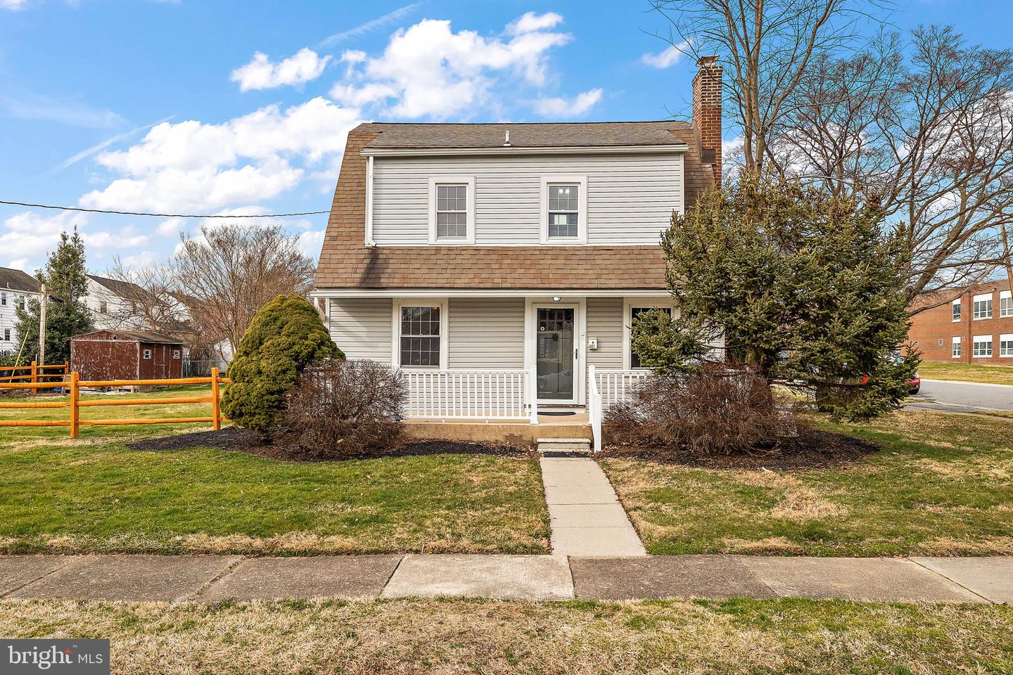 401 Jackson Ave