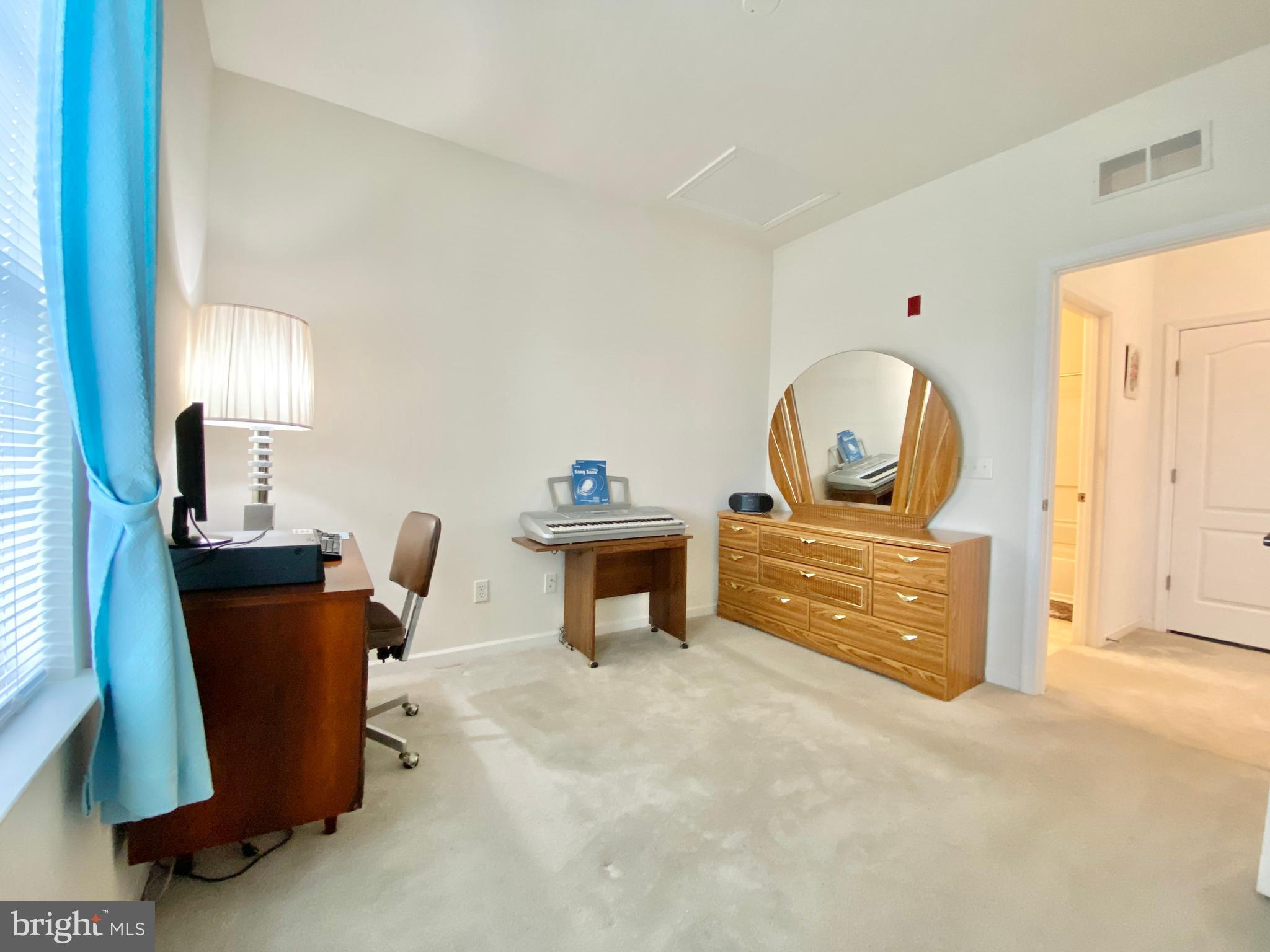 101-Unit Colonial Downs Ct #1304