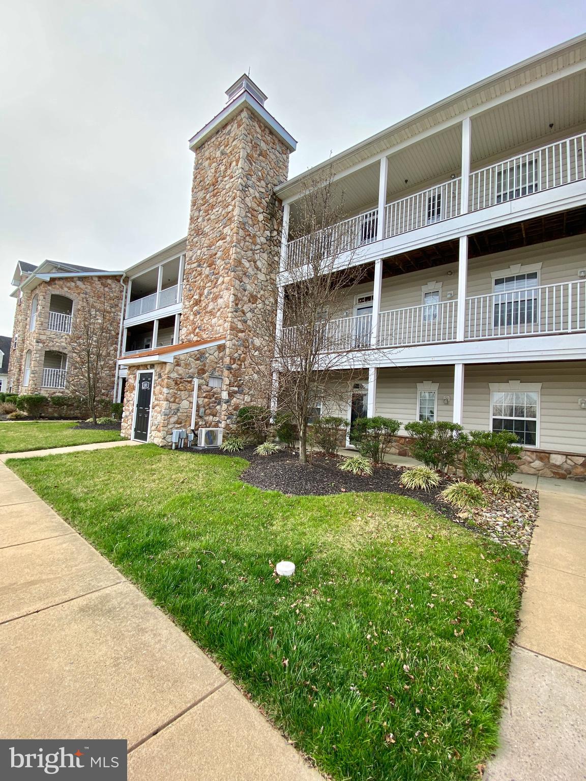 101-Unit Colonial Downs Ct #1304