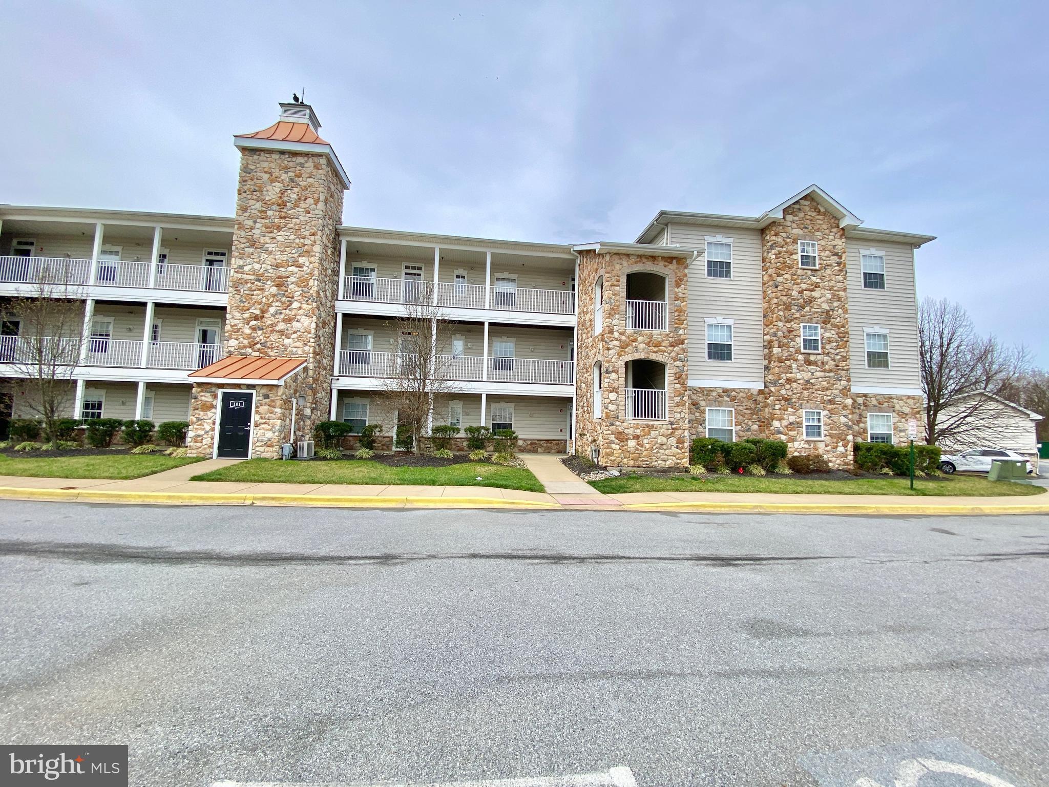 101-Unit Colonial Downs Ct #1304