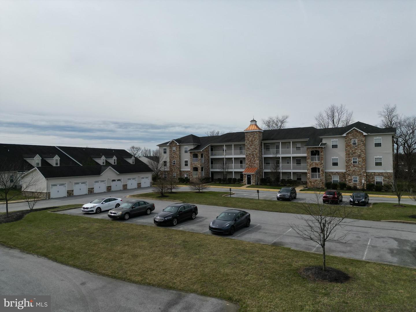 101-Unit Colonial Downs Ct #1304
