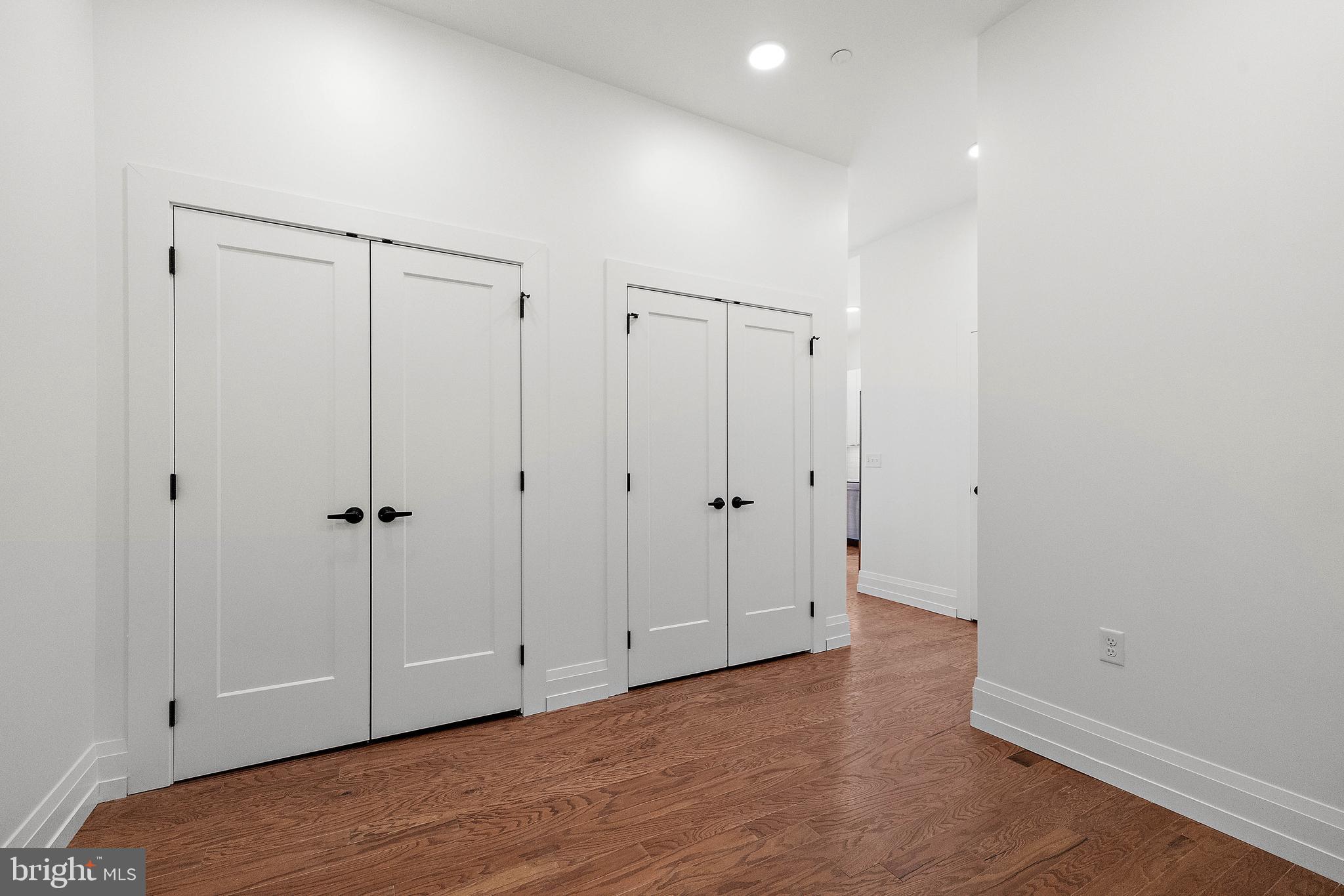 801 N Market St #203