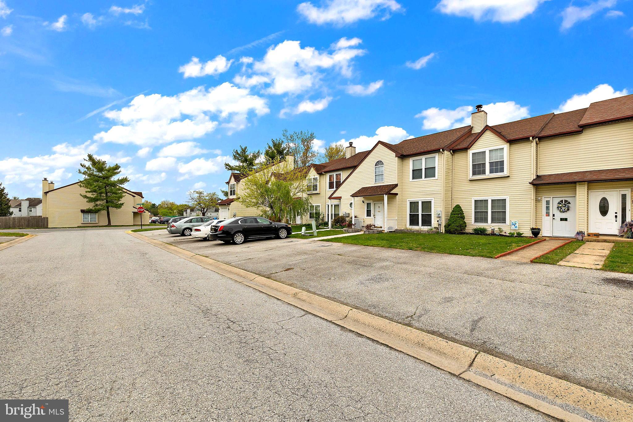 11 Schuyler Ct