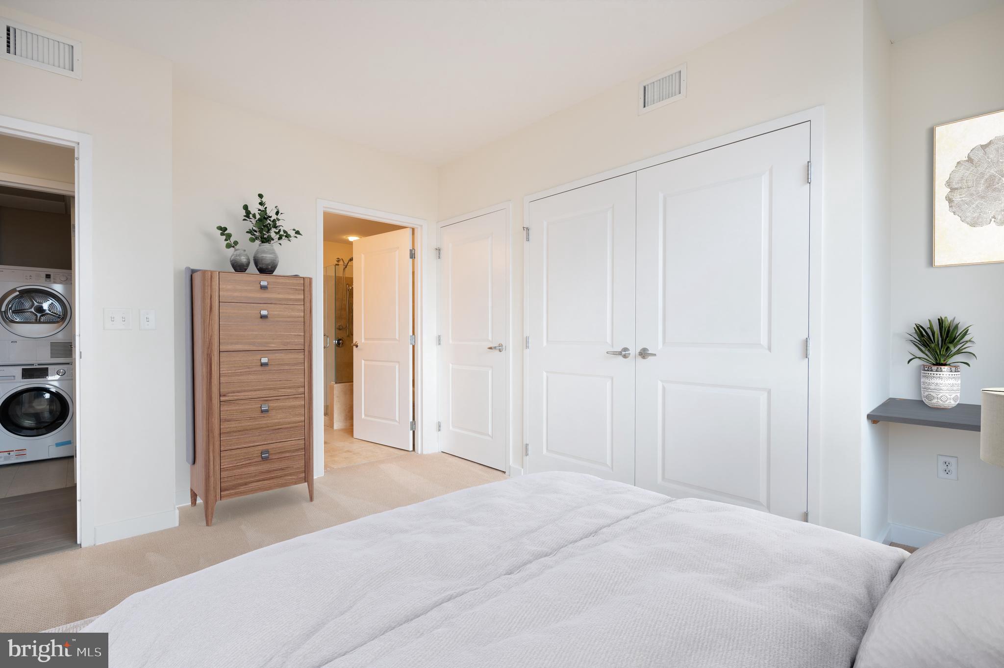 105-Unit Christina Landing Dr #1903