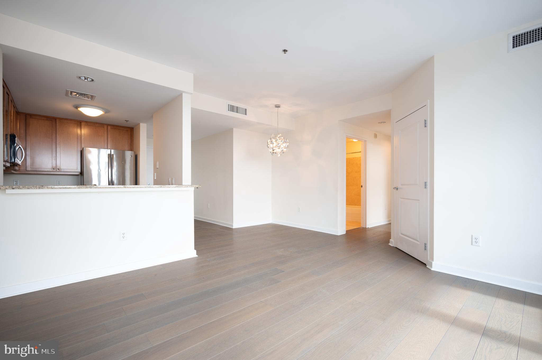 105-Unit Christina Landing Dr #1903