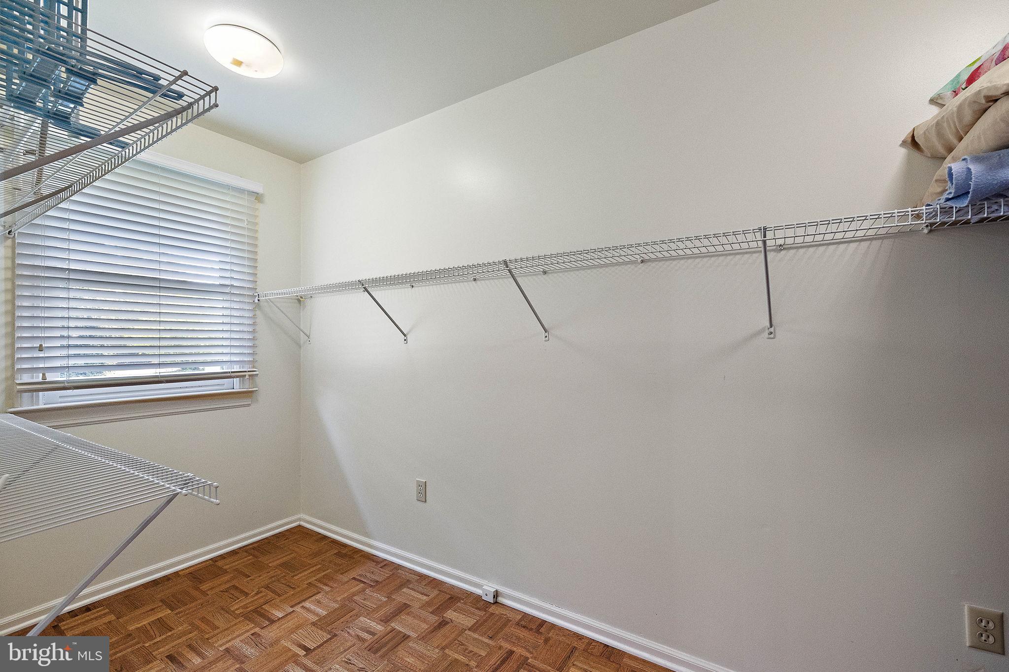 100 Montchan Dr