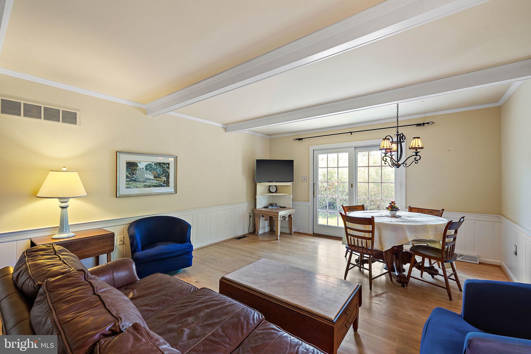 100 Montchan Dr