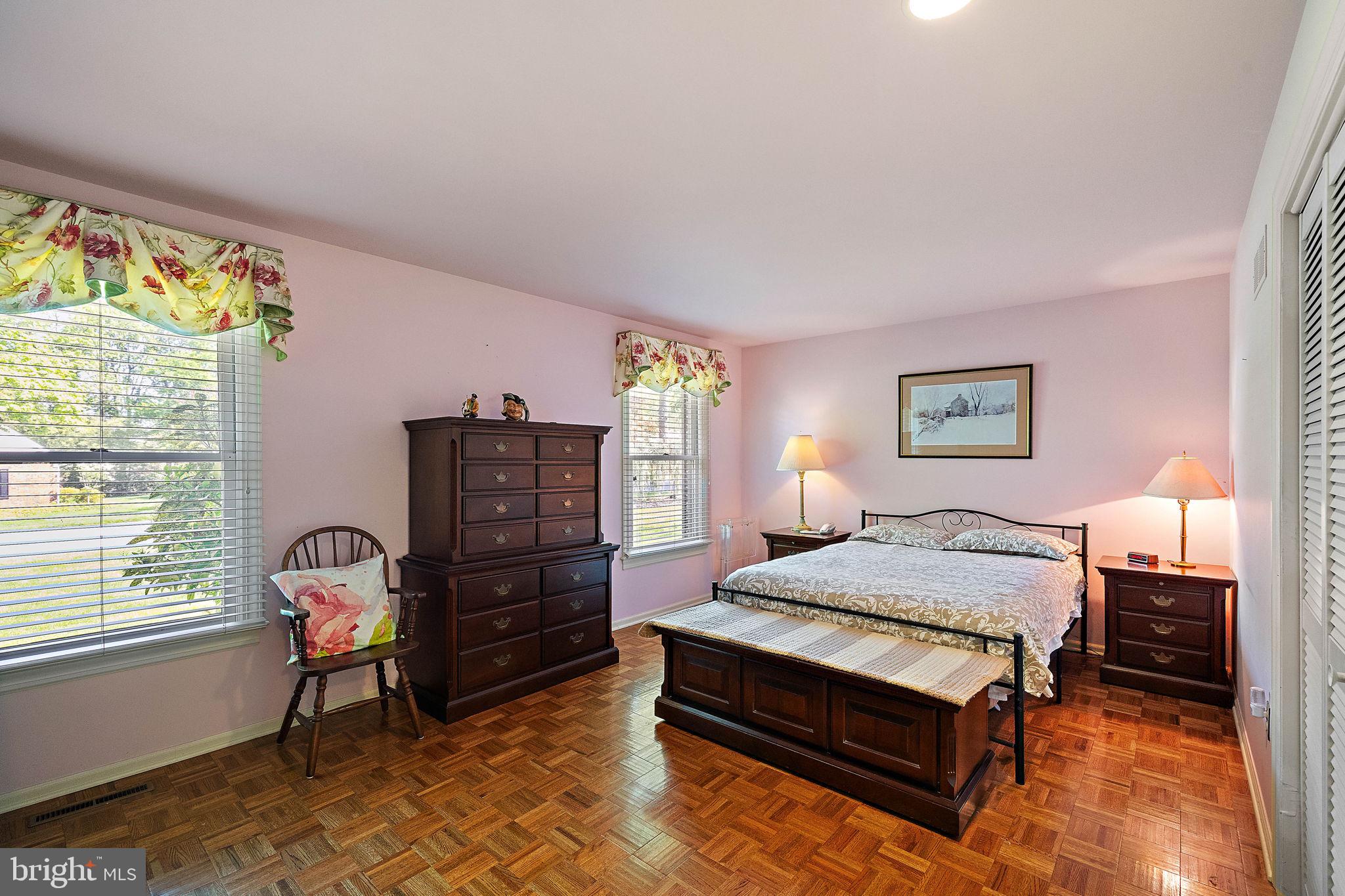 100 Montchan Dr