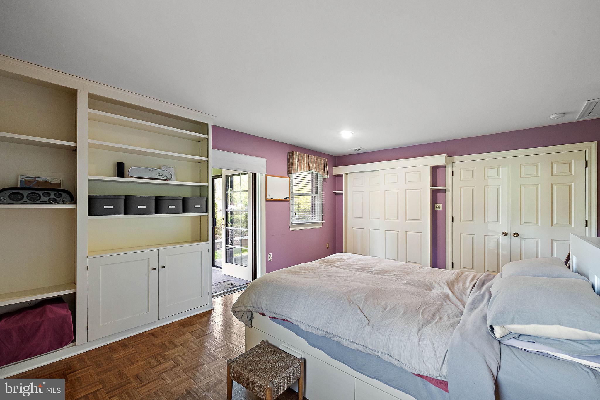 100 Montchan Dr