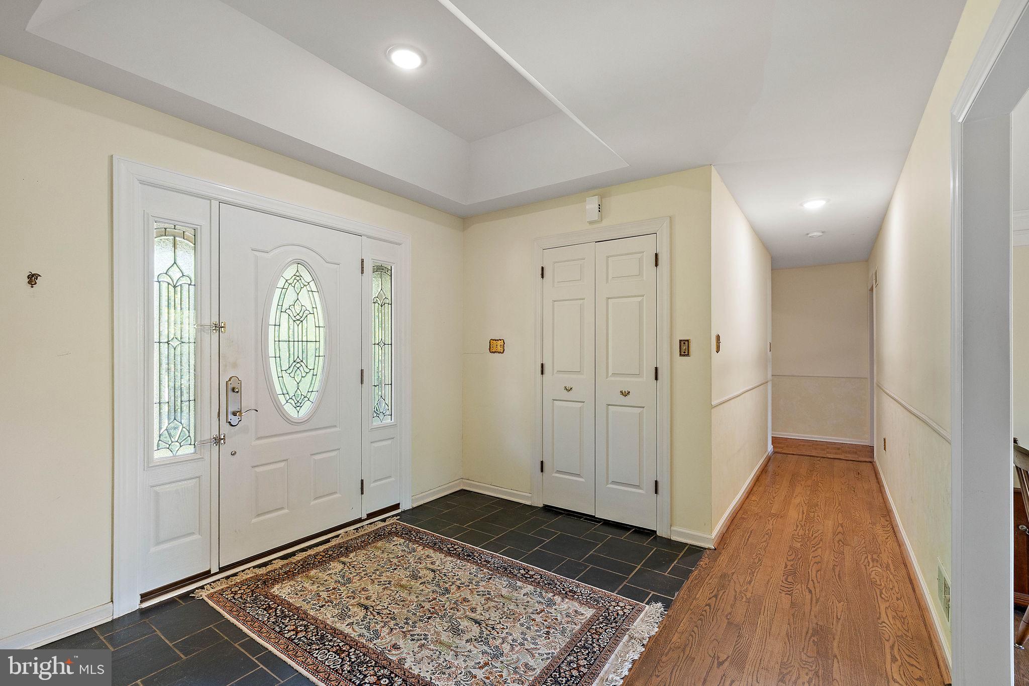100 Montchan Dr