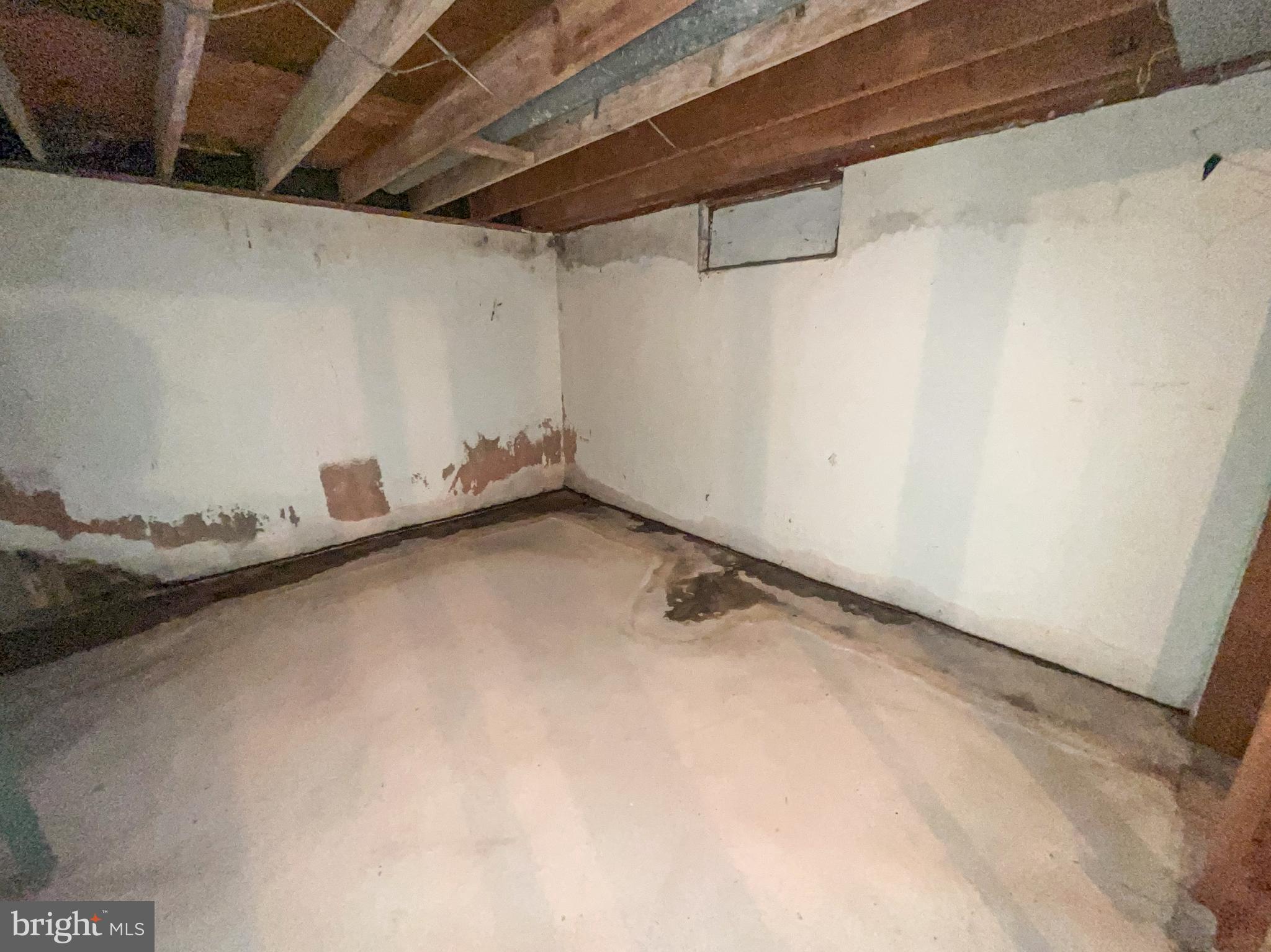 751 W 11th