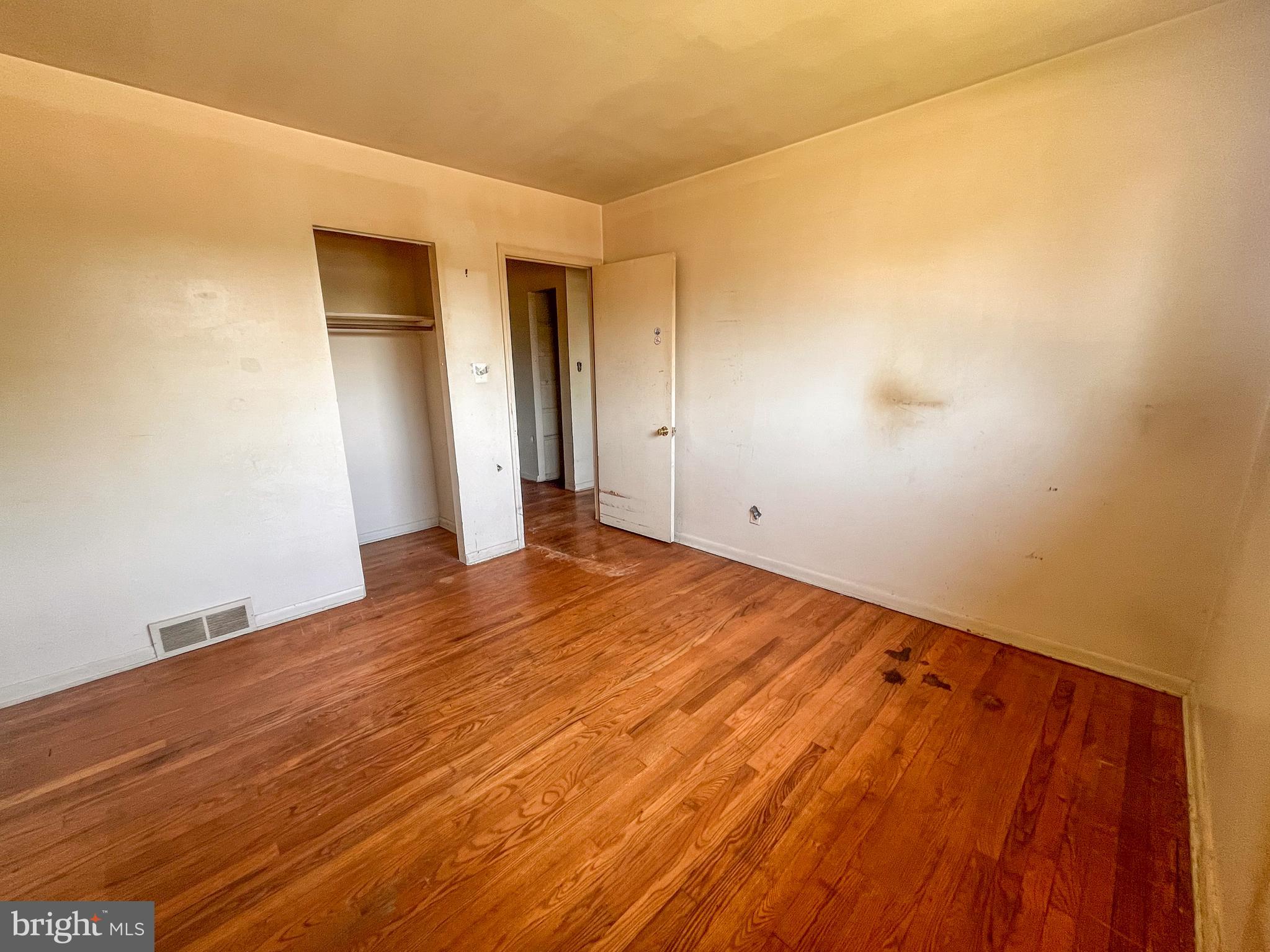 751 W 11th