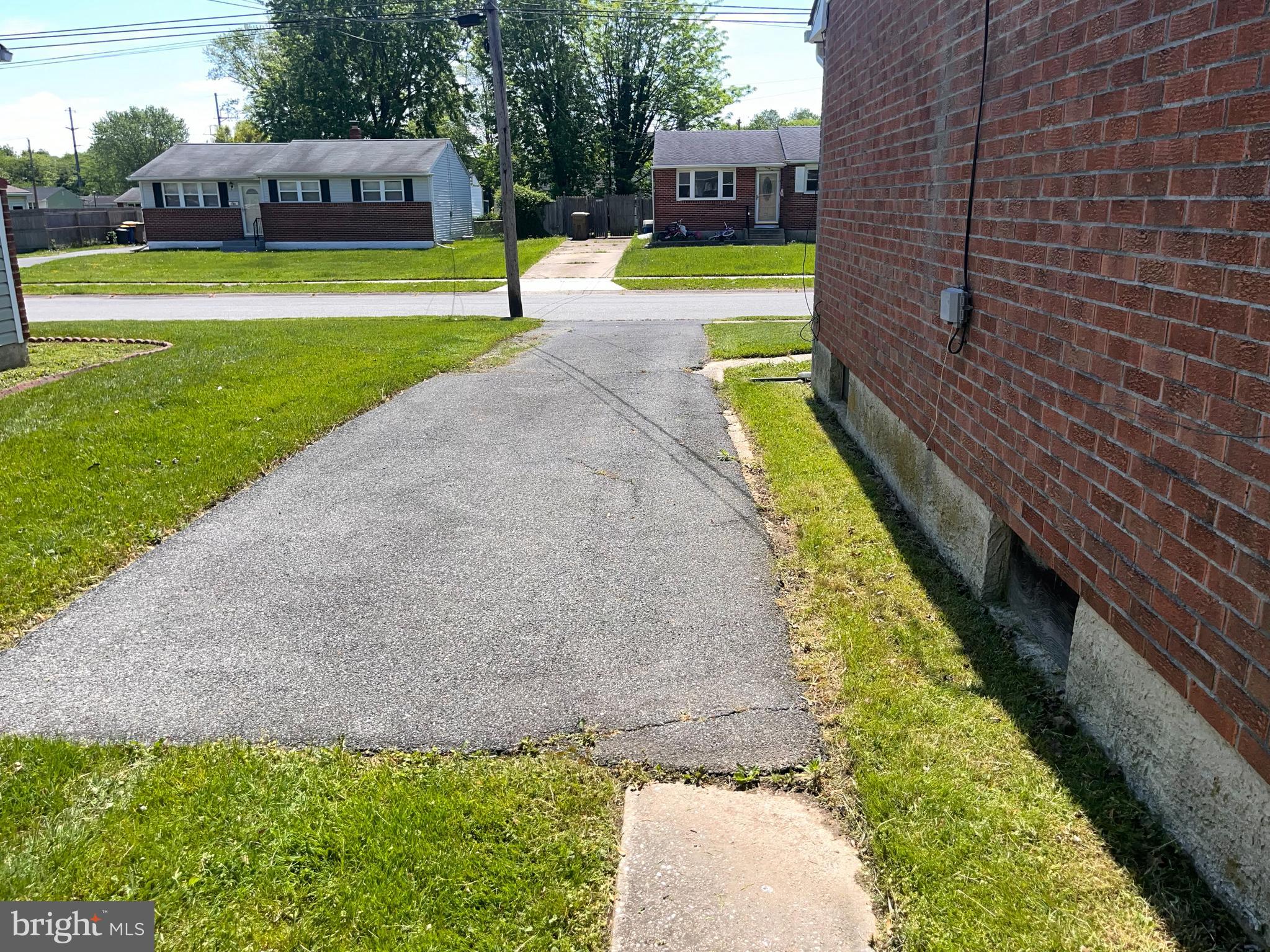 751 W 11th