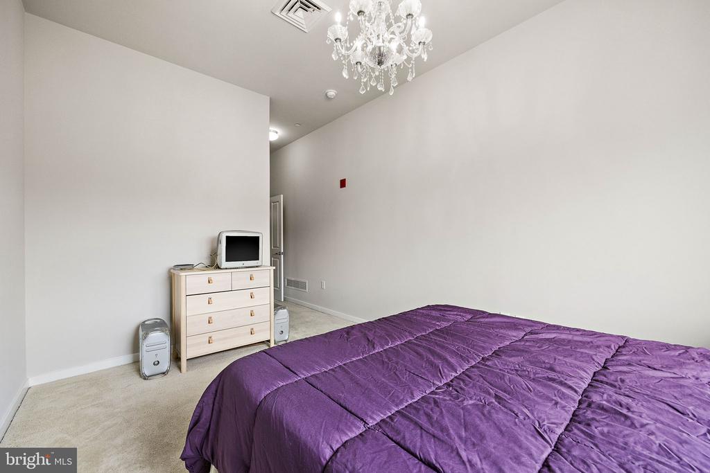 530 Harlan Blvd #502