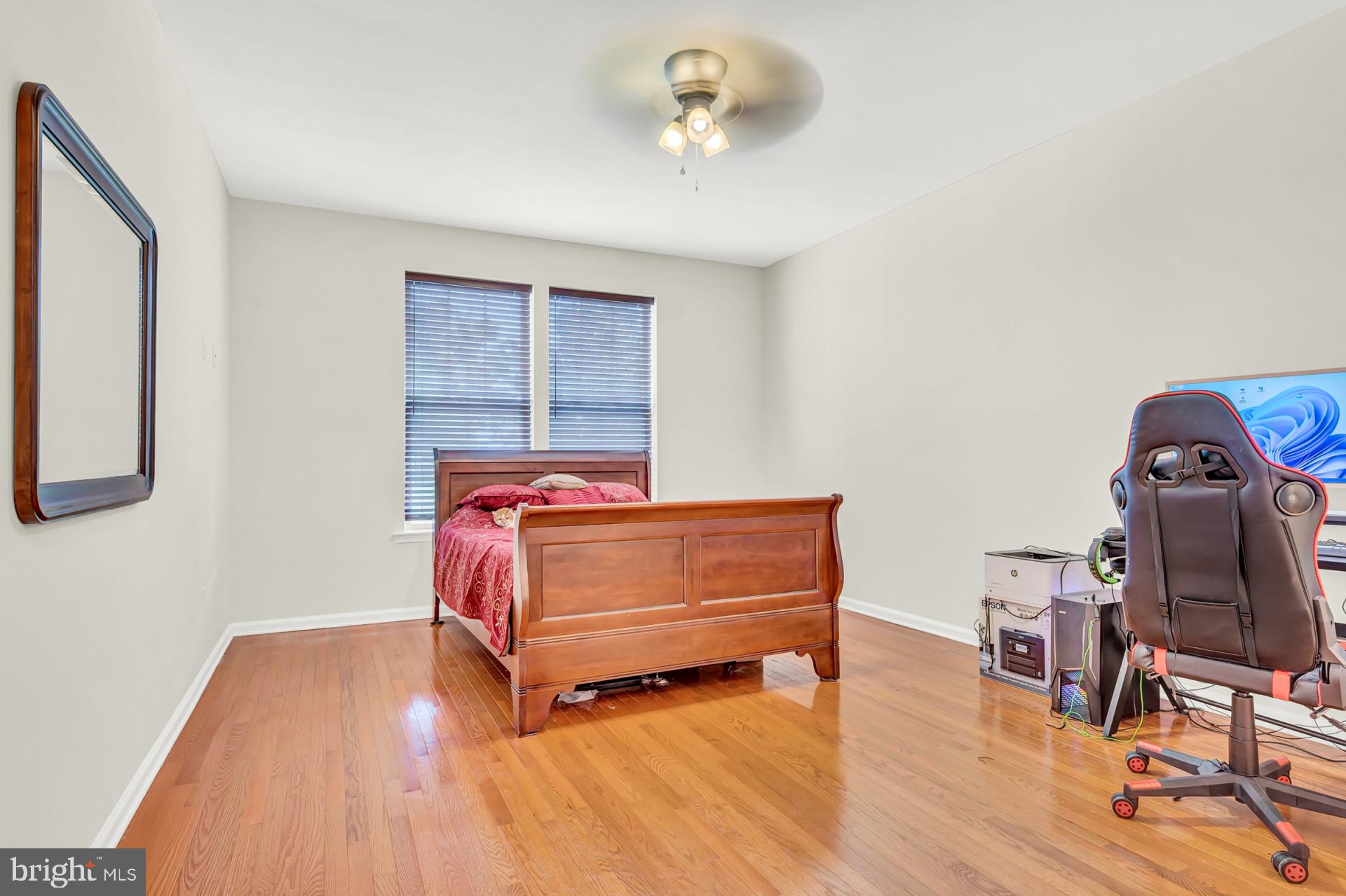 270 Stravinsky Ave